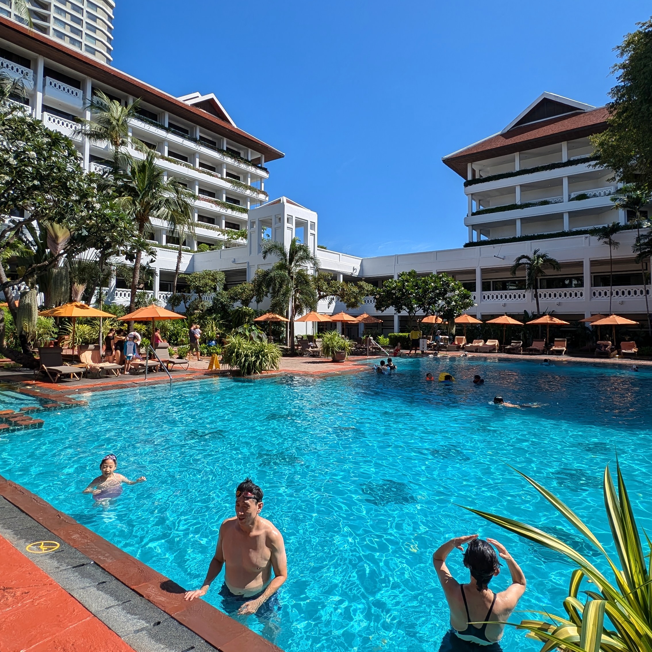 Anantara Riverside Bangkok Resort Swimming Pool