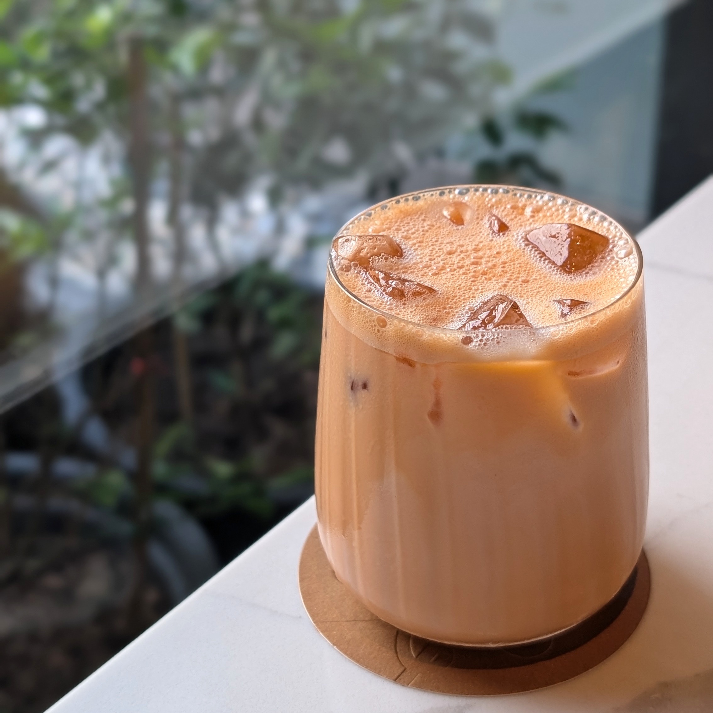 Madi Paidi Bangkok, Autograph Collection EKKALUCK Breakfast Iced Thai Milk Tea