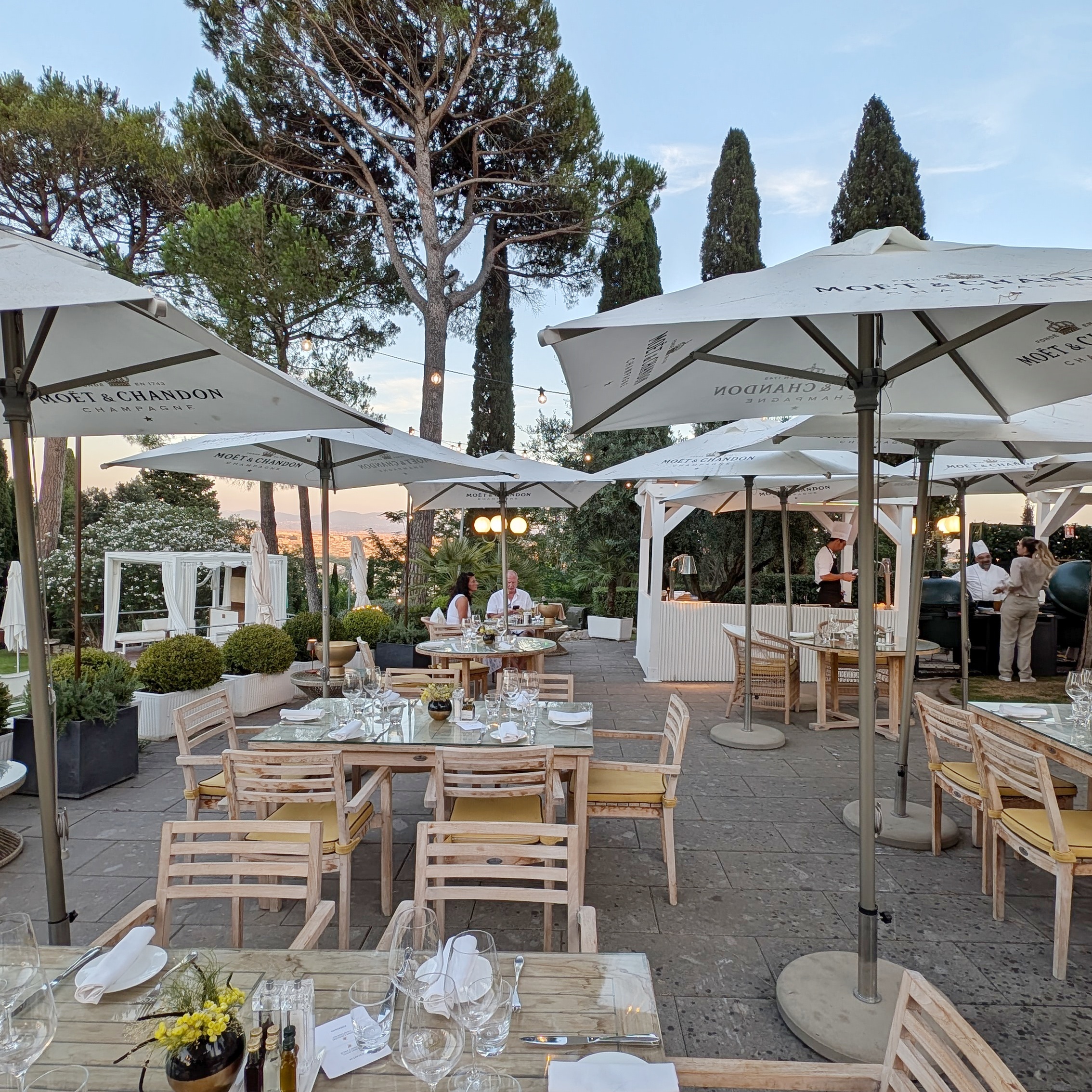 Rome Cavalieri, A Waldorf Astoria Hotel Patio 101