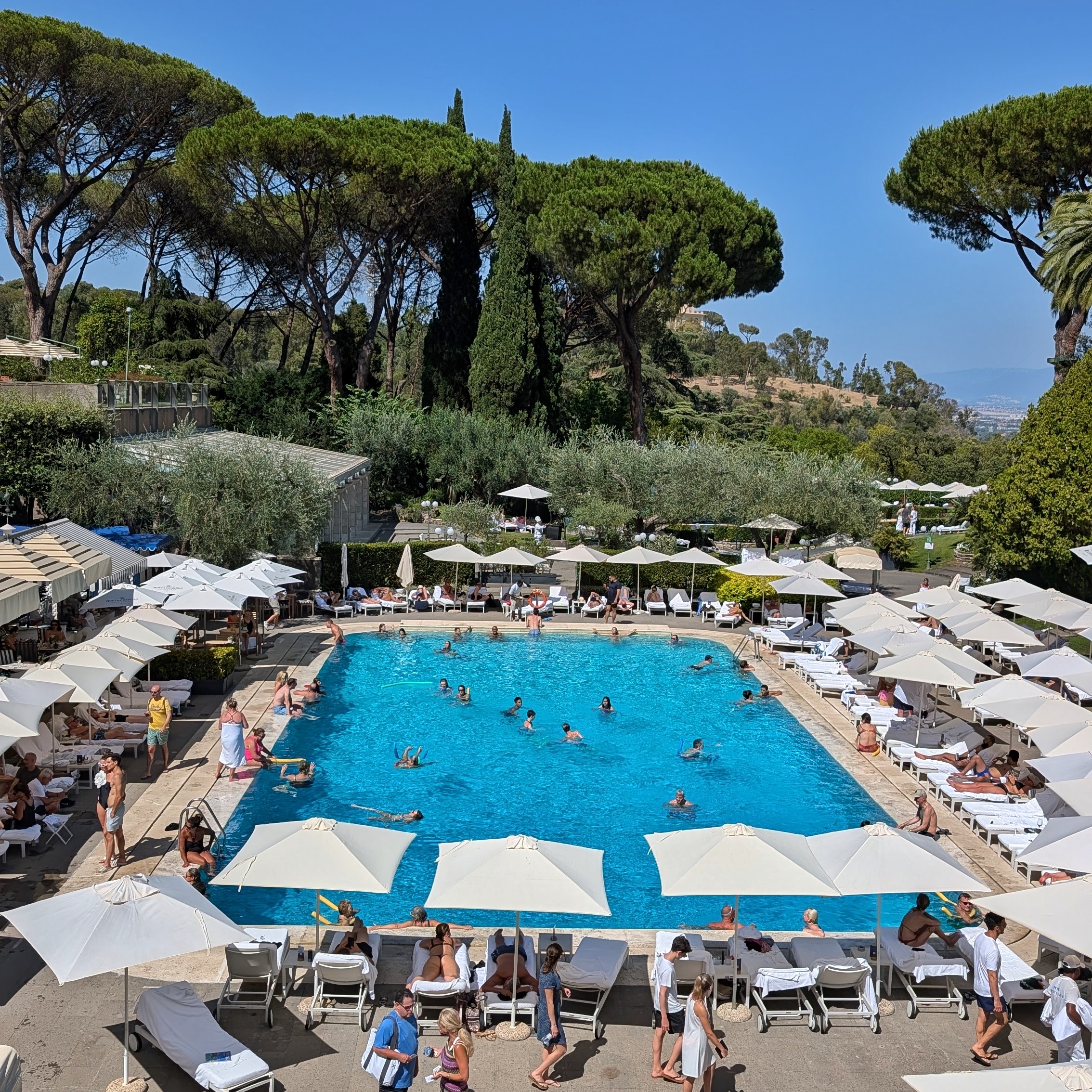 Rome Cavalieri, A Waldorf Astoria Hotel Outdoor Pool