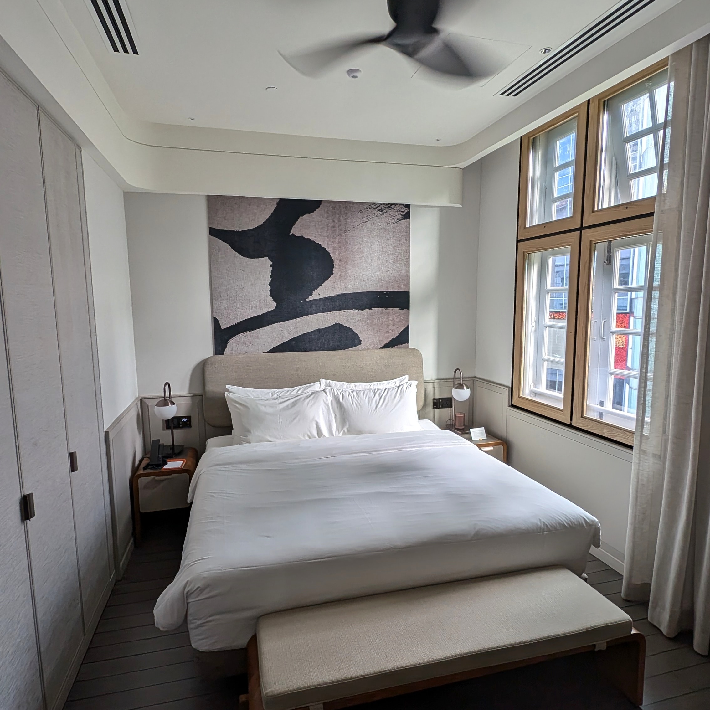 21 Carpenter Singapore, A Member of Design Hotels Heritage Balcony Suite Bedroom