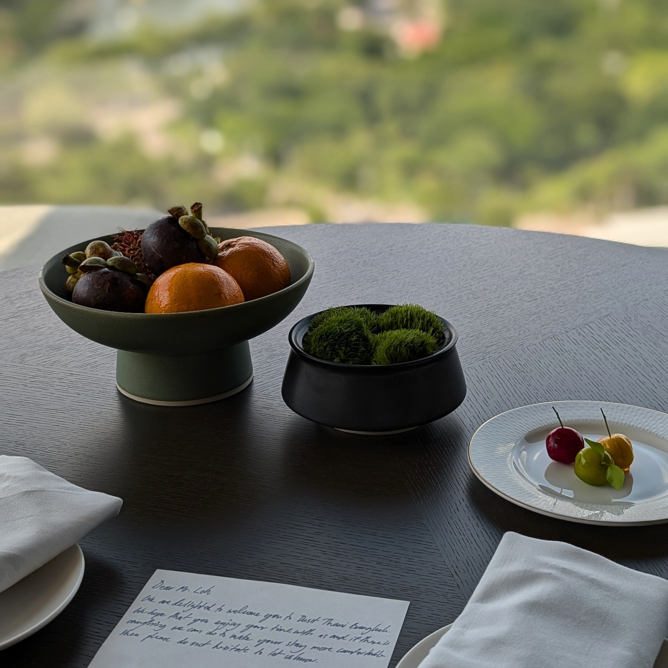 Dusit Thani Bangkok Deluxe Corner Welcome Amenity