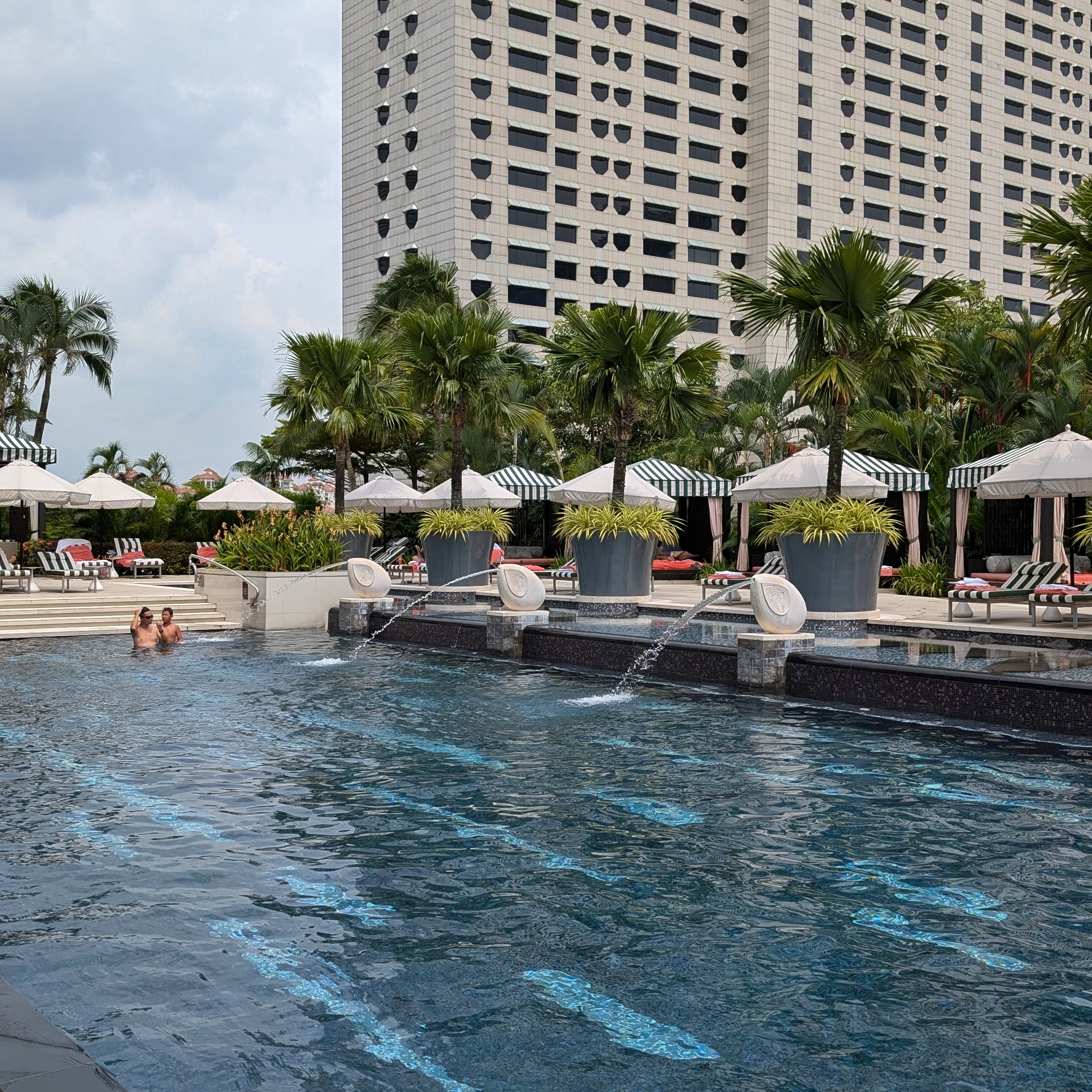 Mandarin Oriental, Singapore Swimming Pool