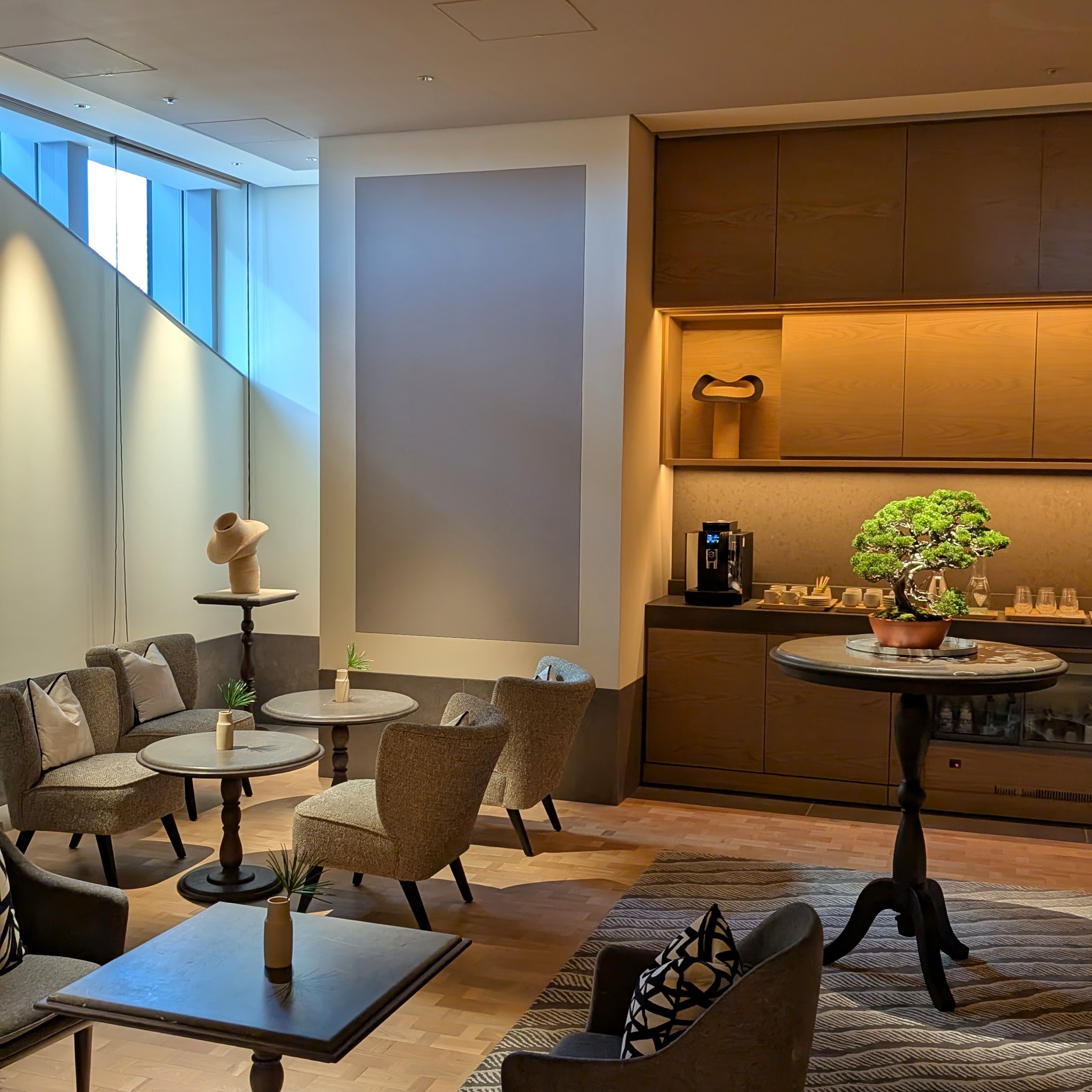 Janu Tokyo Member Lounge