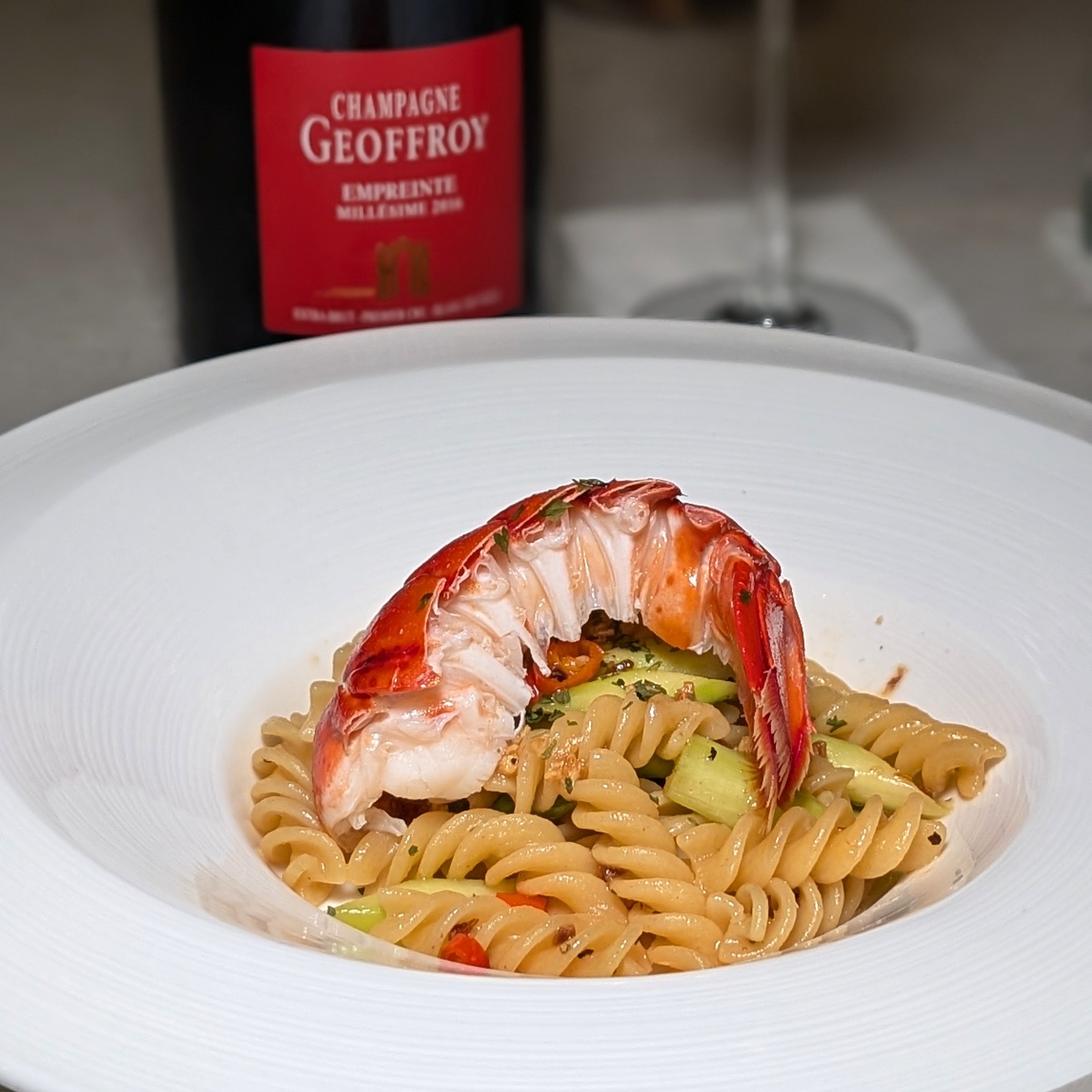 First Class on Singapore Airlines SQ656 Boeing 787-10 Changi Airport Terminal 3 The Private Room Lobster Aglio Olio