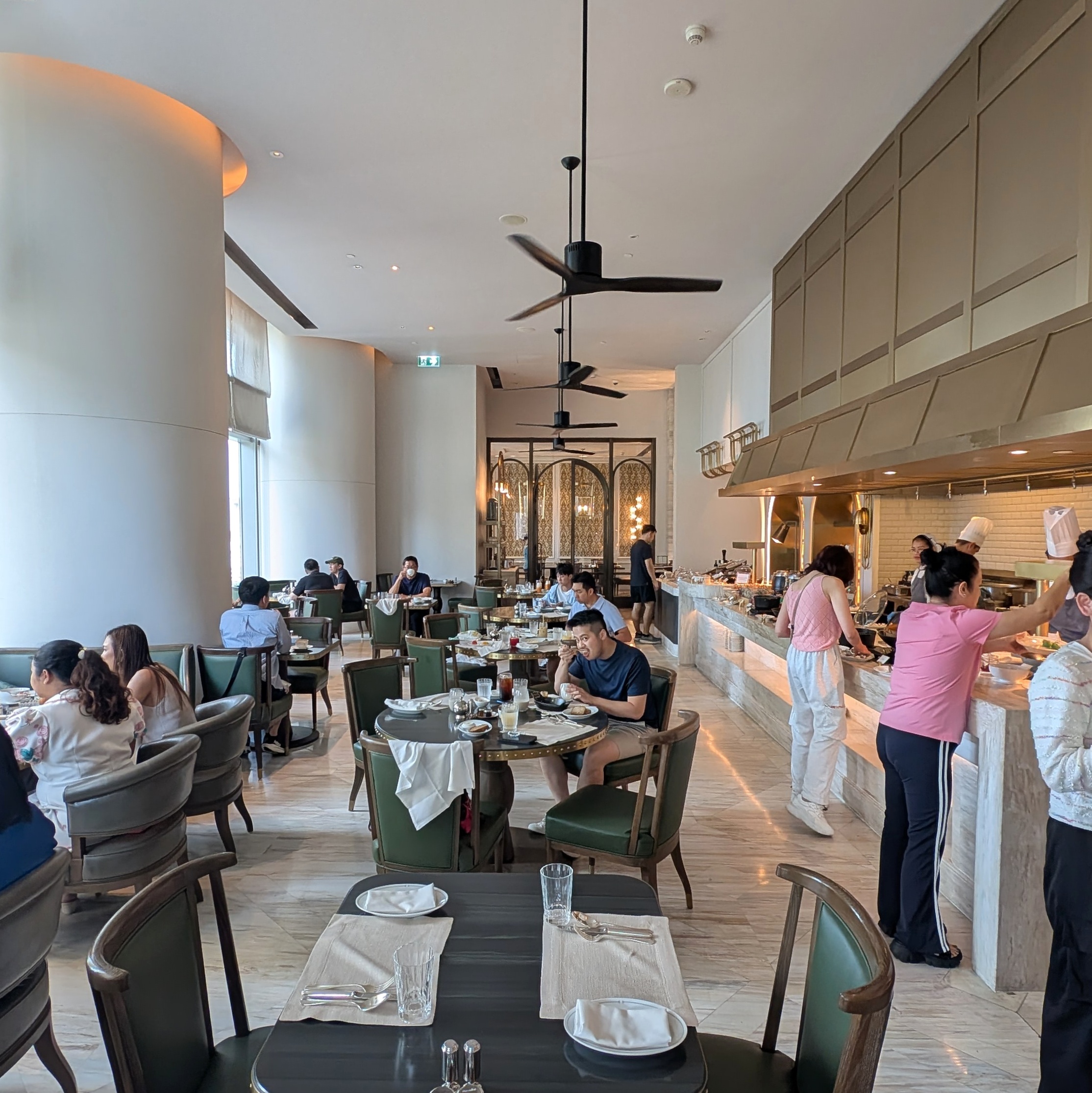 Waldorf Astoria Bangkok The Brasserie Breakfast