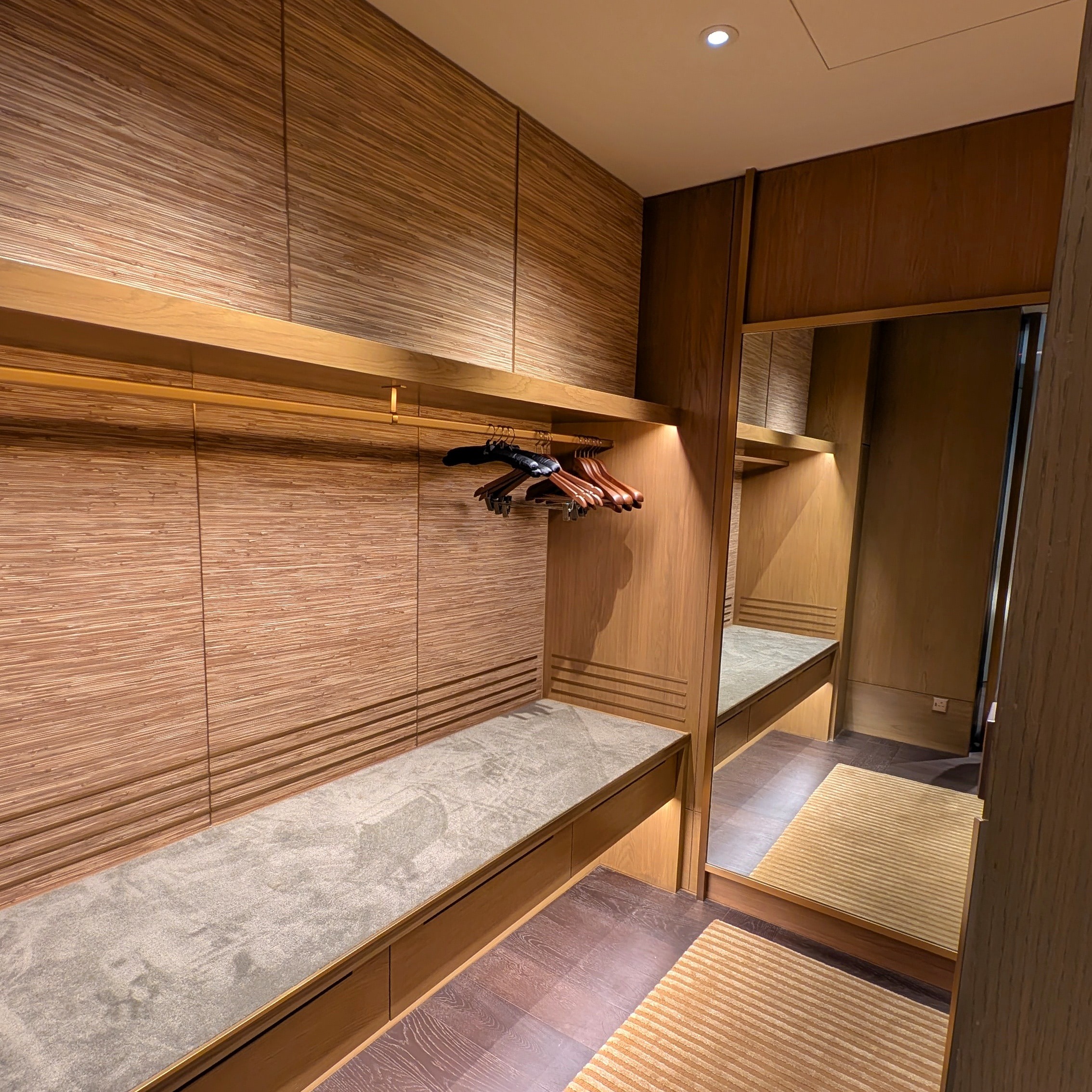 Park Hyatt Kuala Lumpur King Bed Deluxe Wardrobe