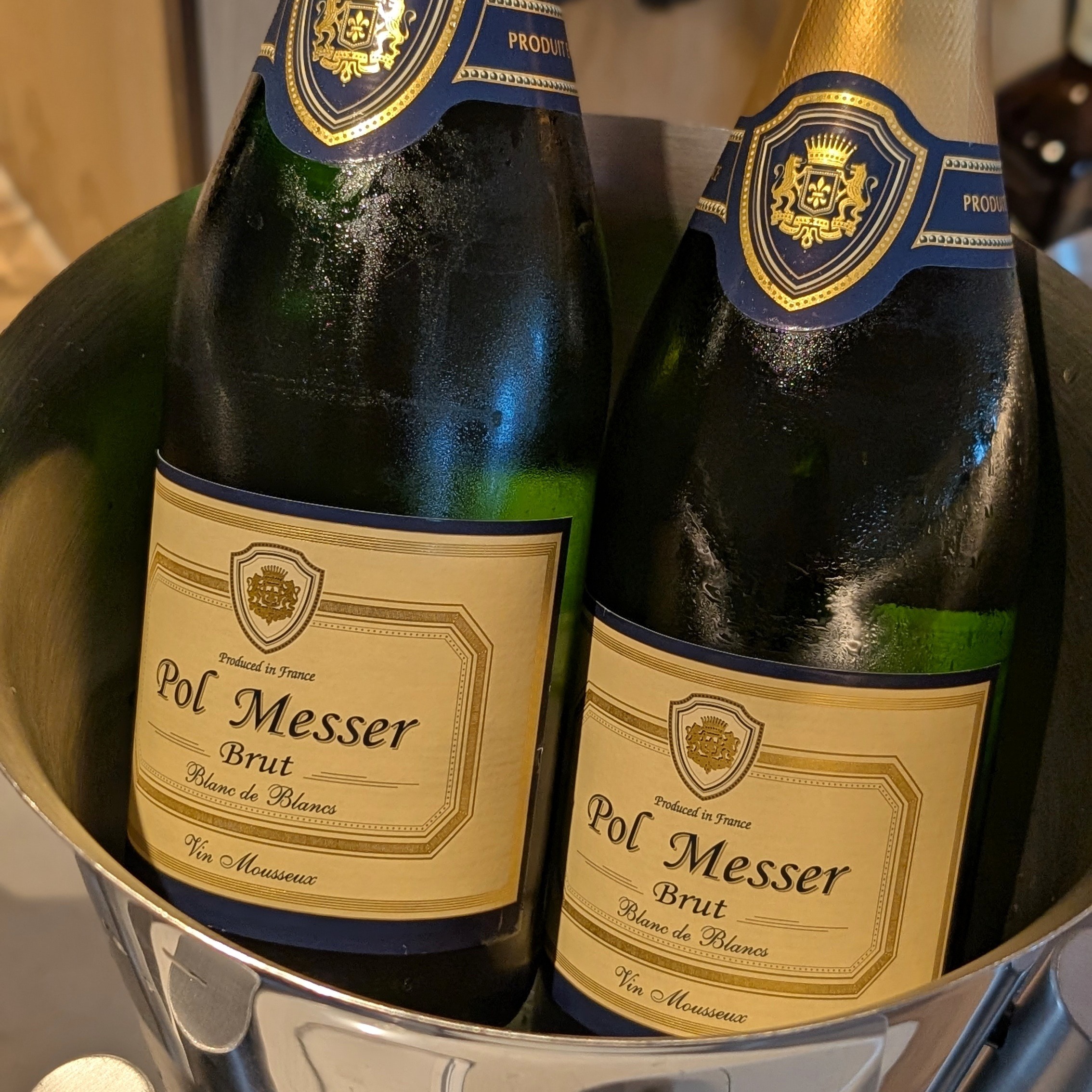 DoubleTree by Hilton Osaka Castle Executive Lounge Evening Lounge Sparkling Wine