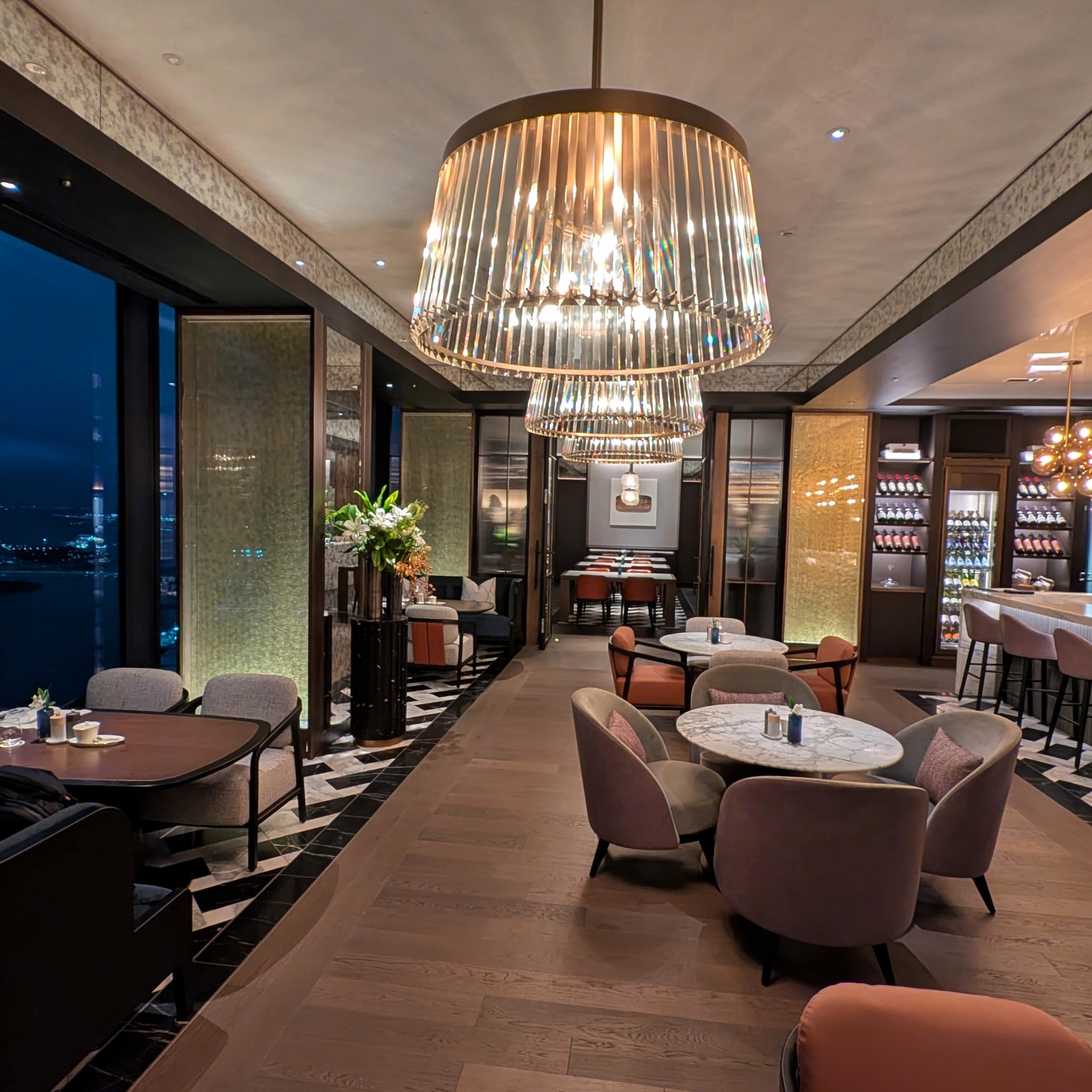 Fairmont Tokyo Fairmont Gold Lounge Evening Cocktails