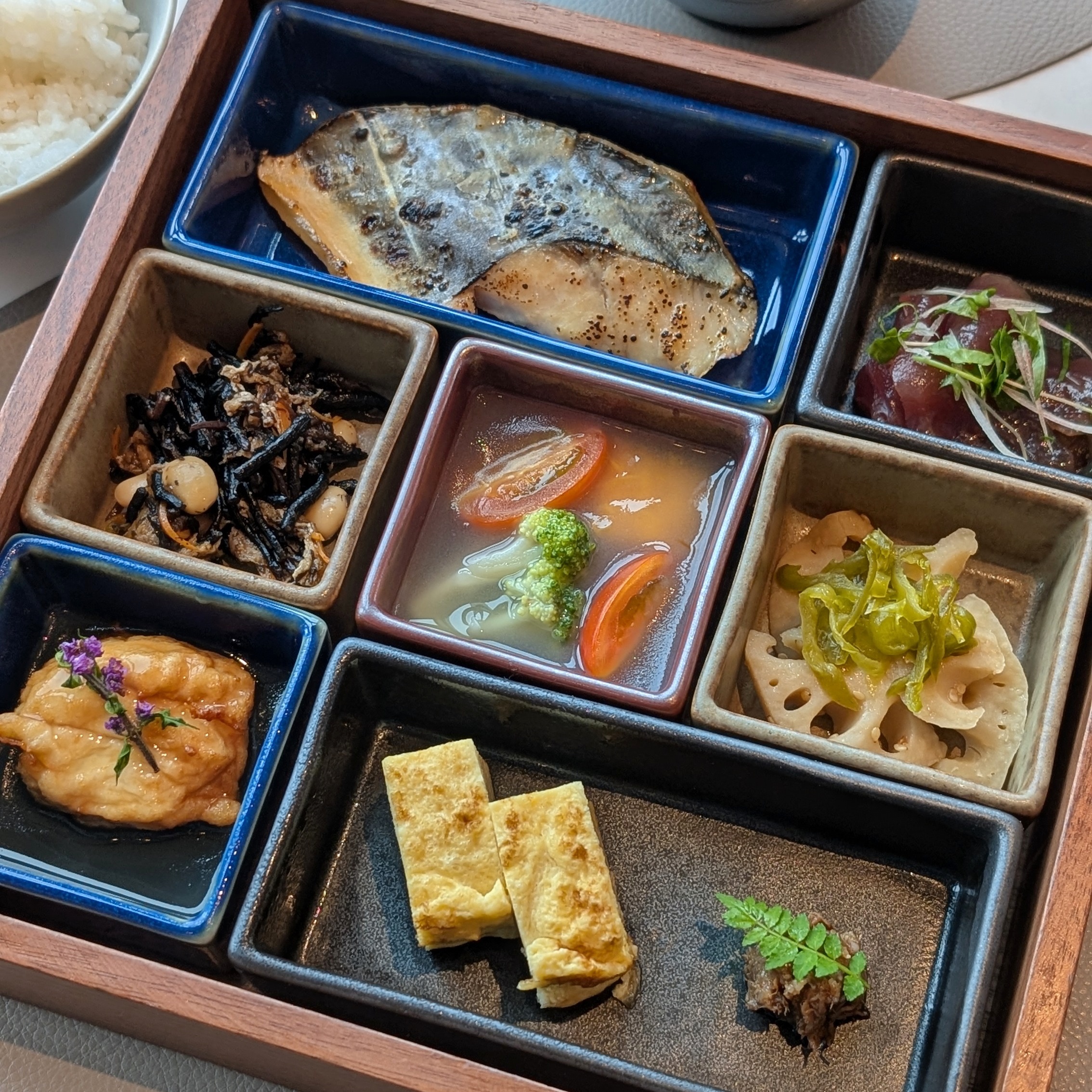 Fairmont Tokyo Kiln & Tonic Breakfast Japanese Breakfast