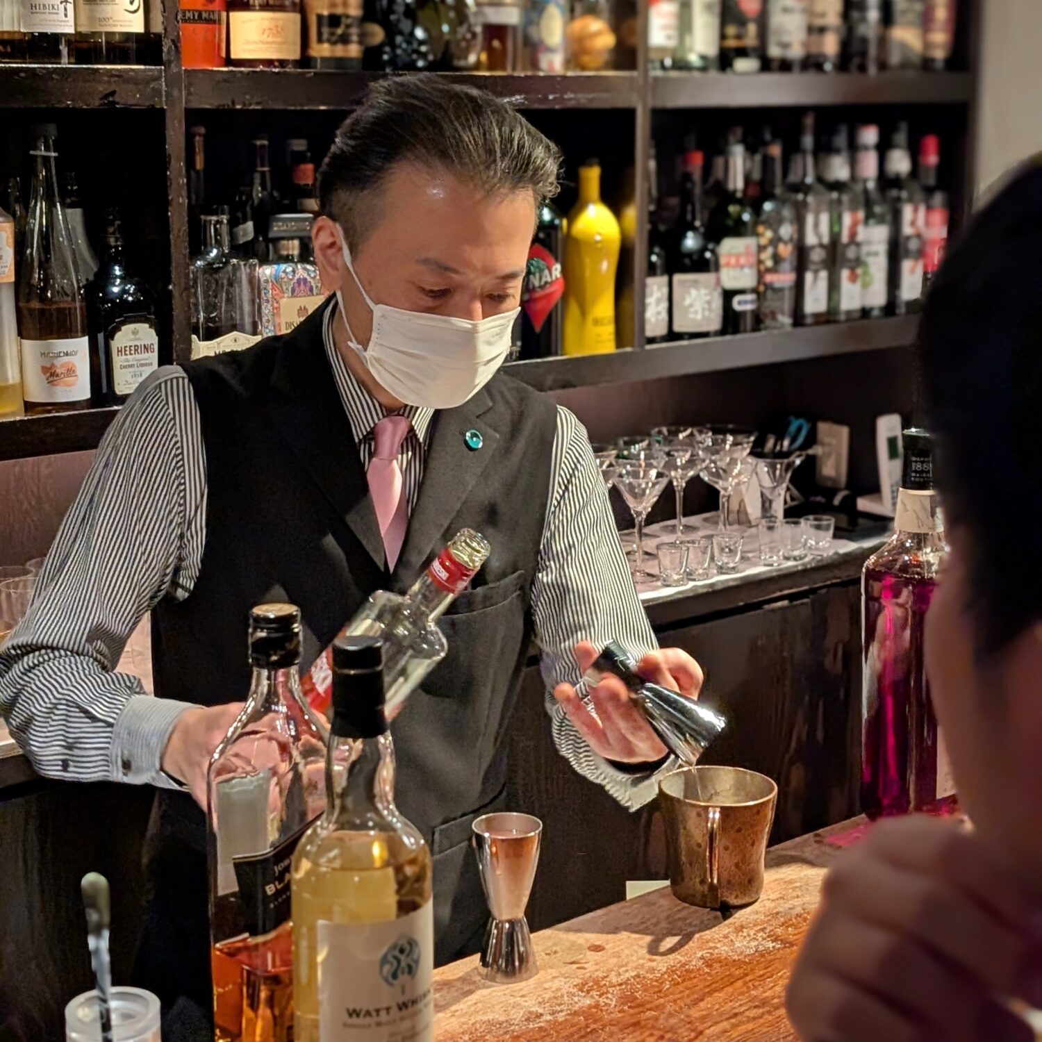 Bar Ishinohana Bartender