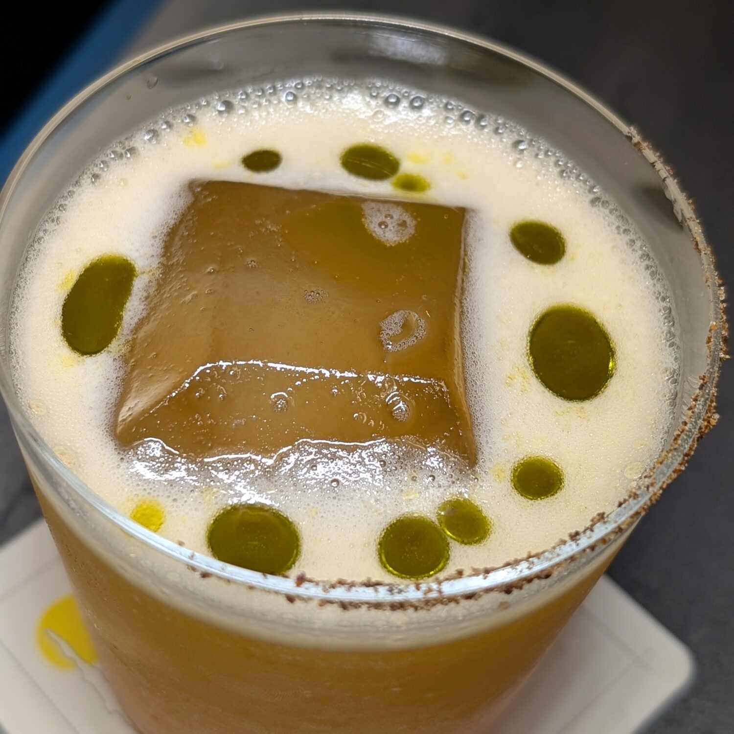 El Fujiyama Pine and Pineapple