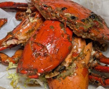 Tung Lok Heen Wok-baked Crab with White Pepper and Fresh Peppercorns