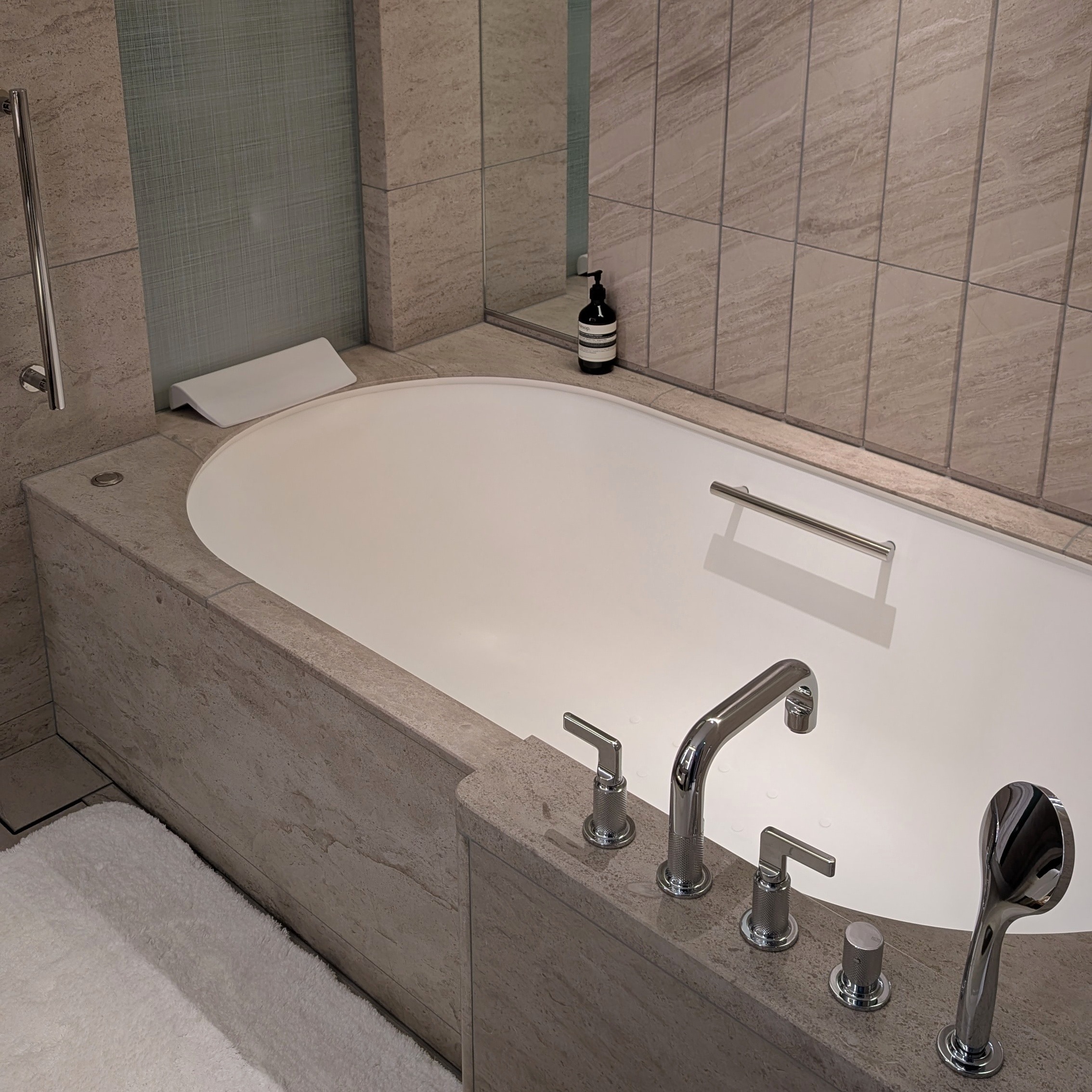 Waldorf Astoria Osaka King Premium Room River View Bathroom Bathtub