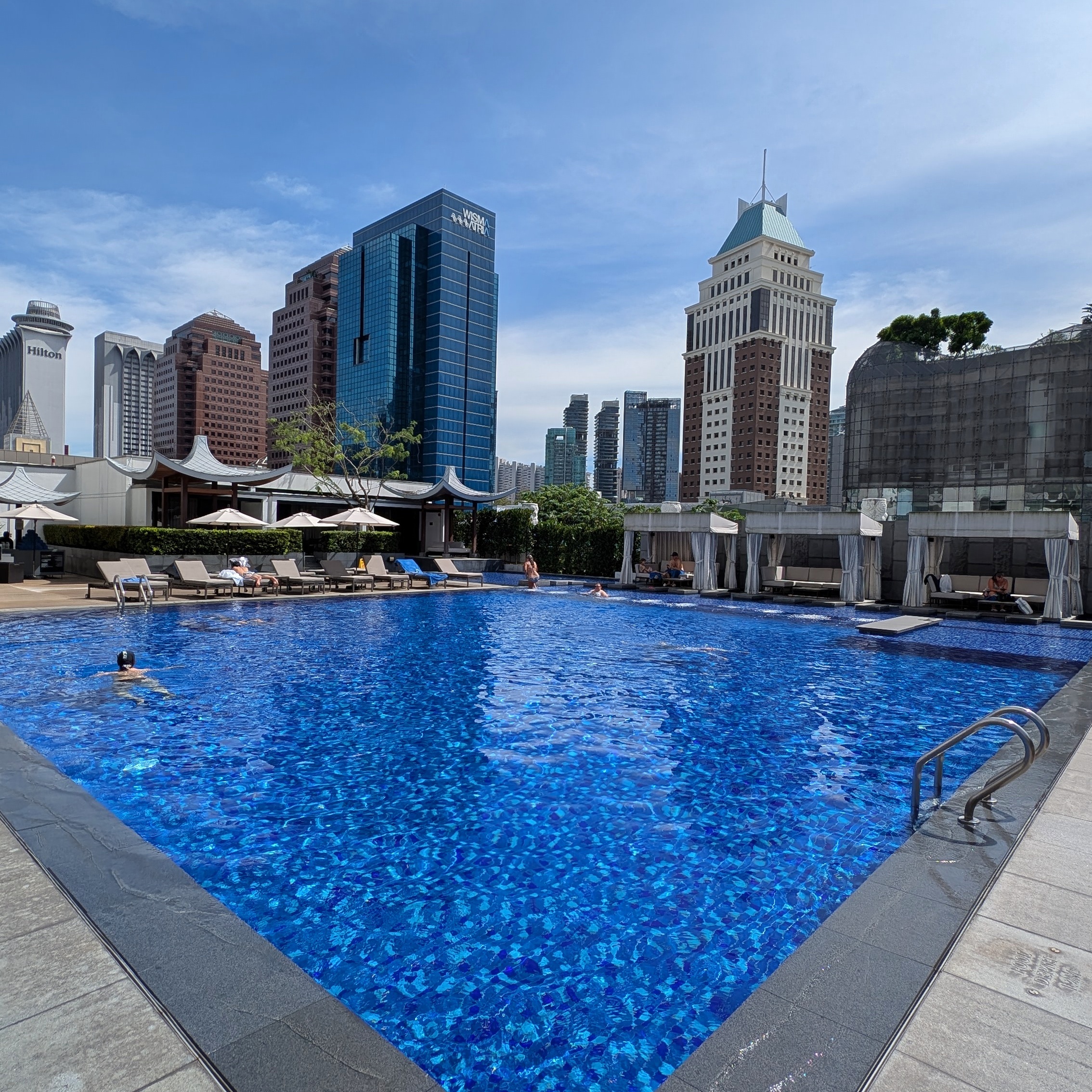 Singapore Marriott Tang Plaza Hotel Swimming Pool