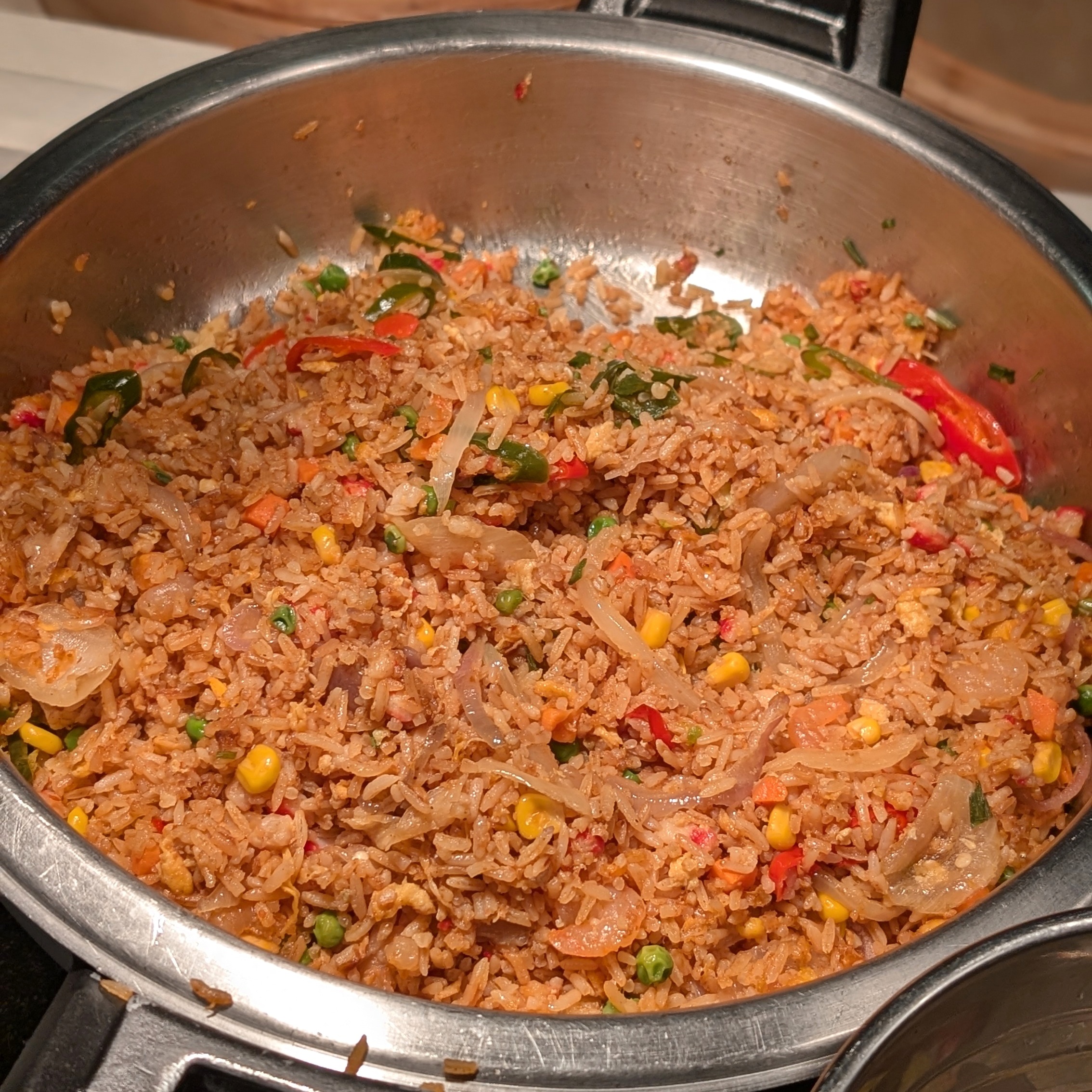 Singapore Marriott Tang Plaza Hotel Crossroads Cafe Breakfast Nasi Goreng Istimewa