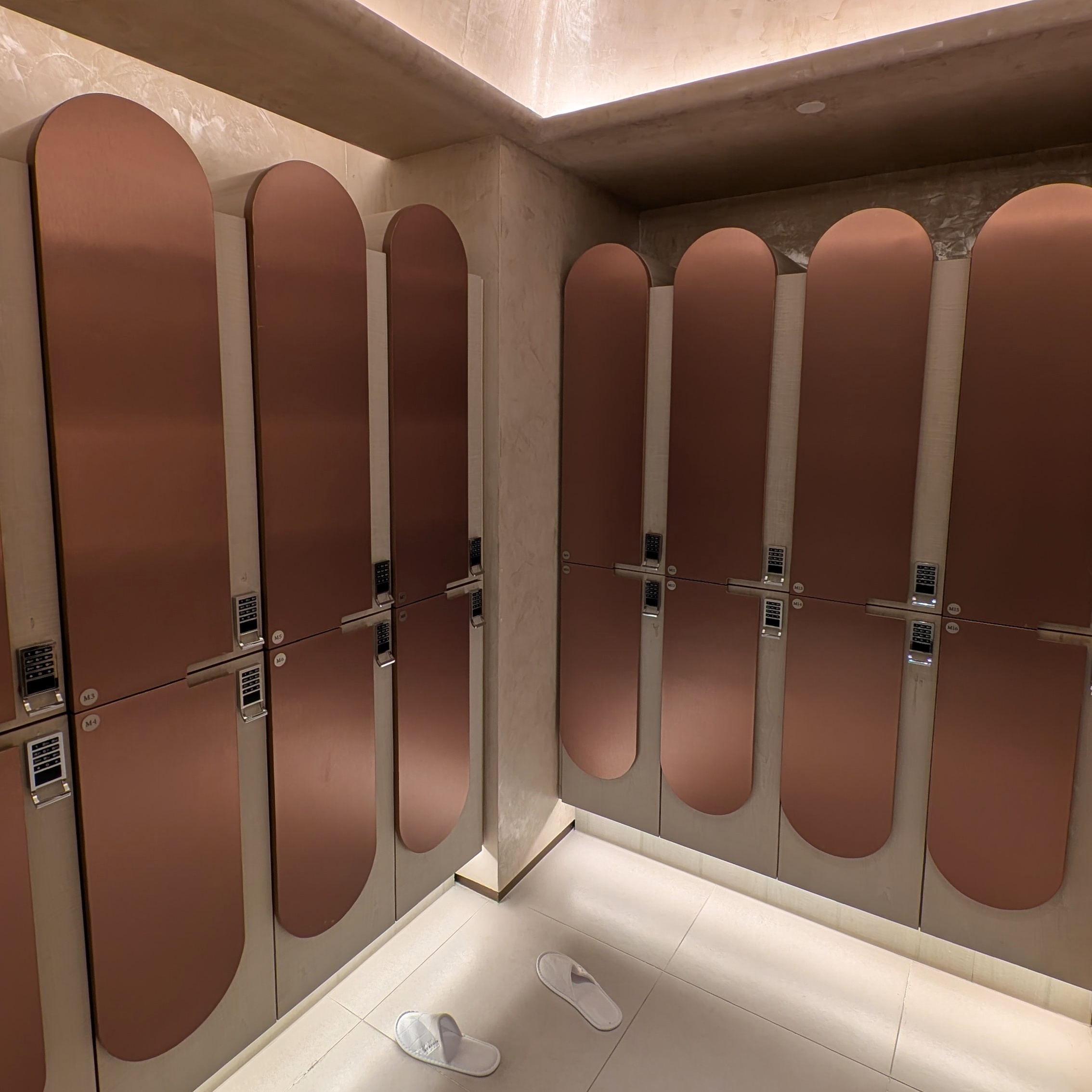 The St. Regis Singapore The St. Regis Spa Locker Room