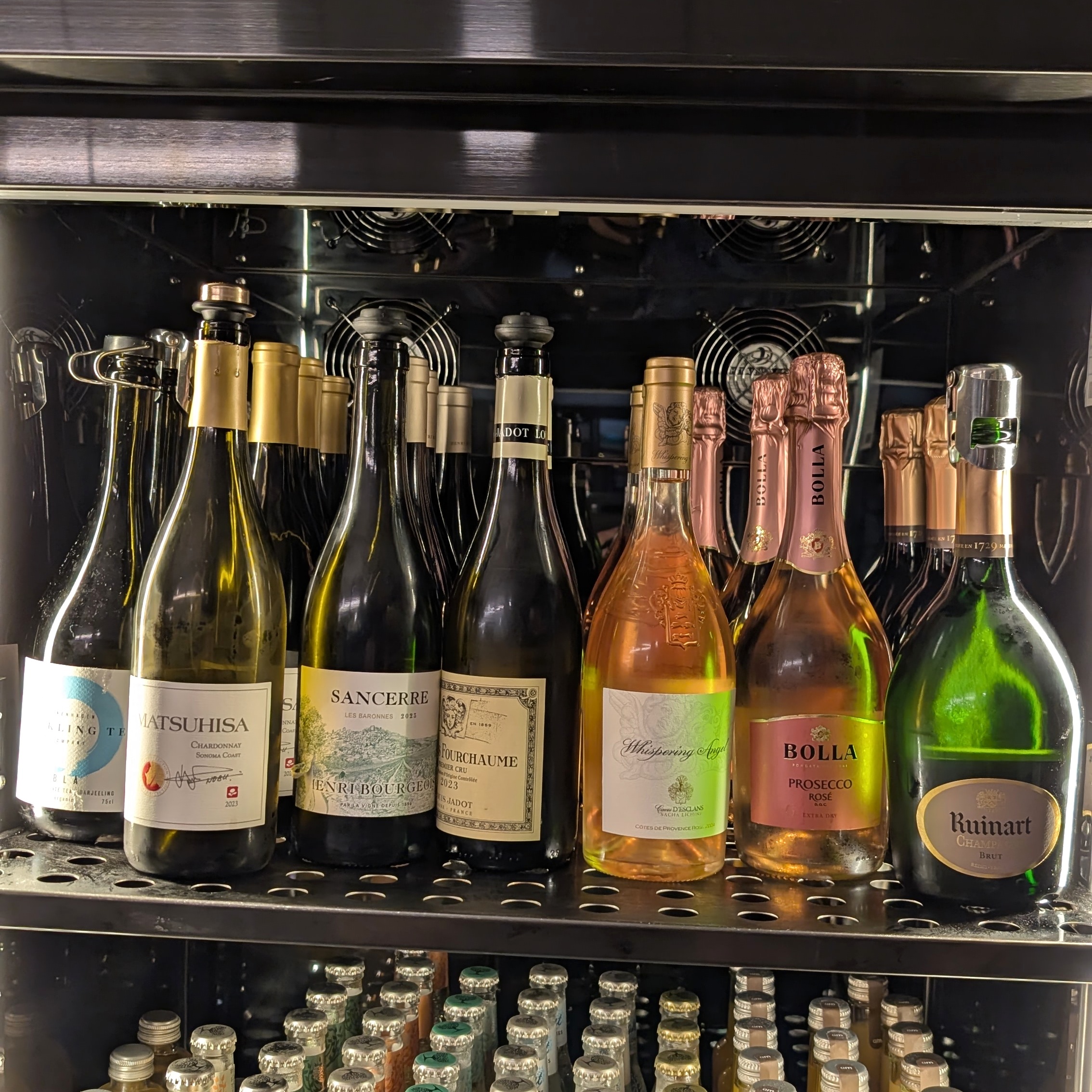 Four Seasons Hotel Singapore Executive Lounge Wines