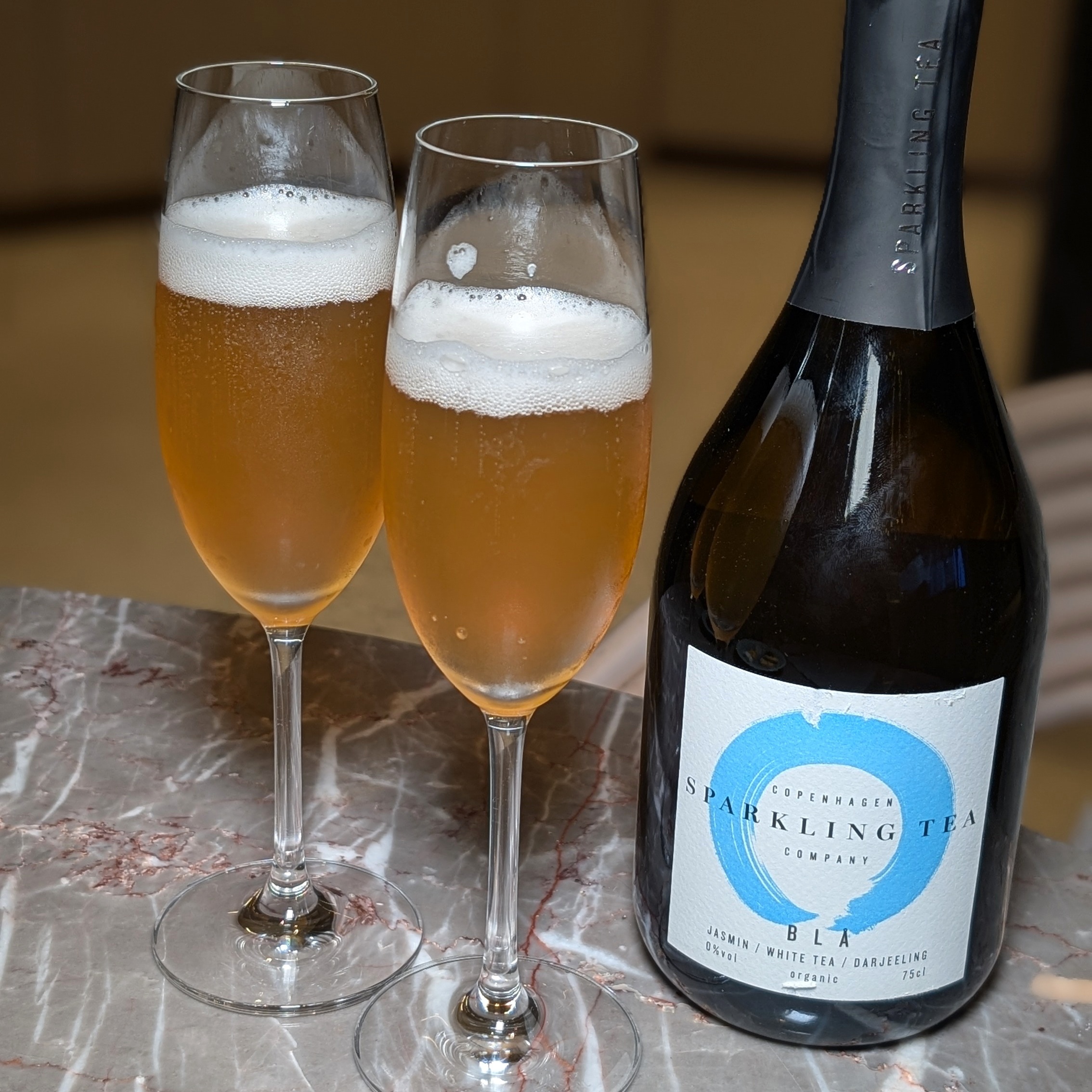 Four Seasons Hotel Singapore Executive Lounge Evening Cocktails Copenhagen Sparkling Tea