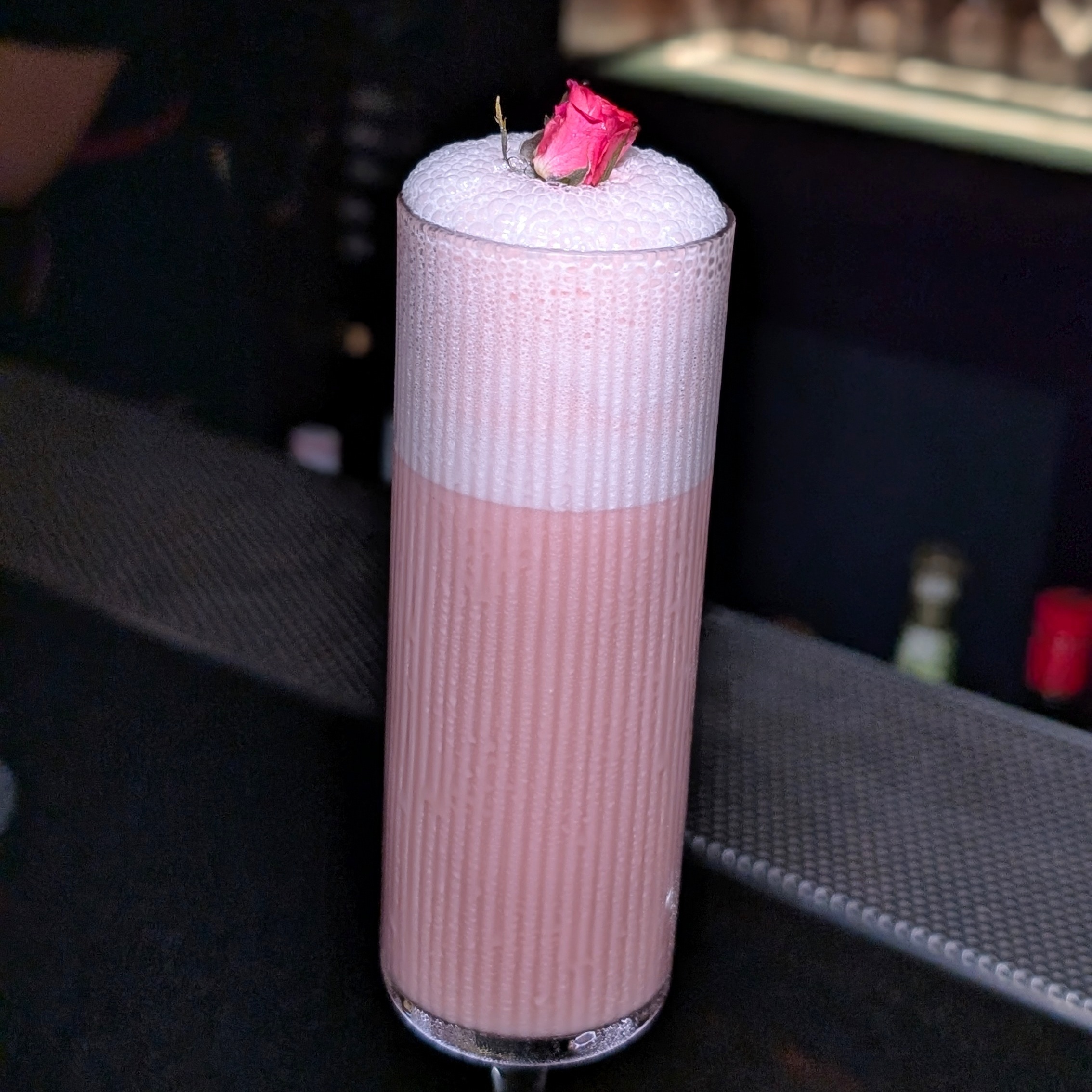 Four Seasons Hotel Singapore One-Ninety Bar Night Flower