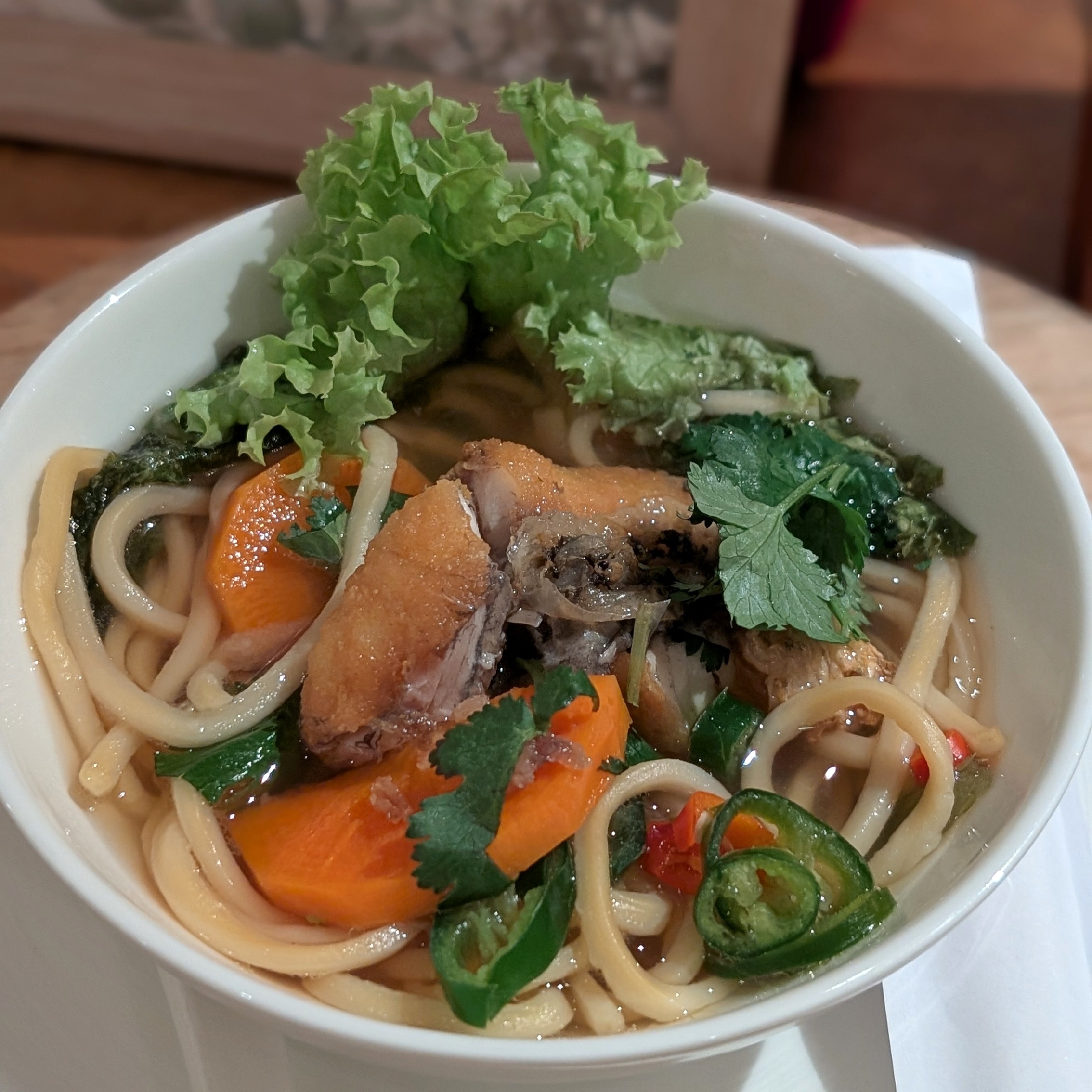 Four Seasons Hotel Singapore One-Ninety Restaurant Breakfast Fried Fish Noodle Soup