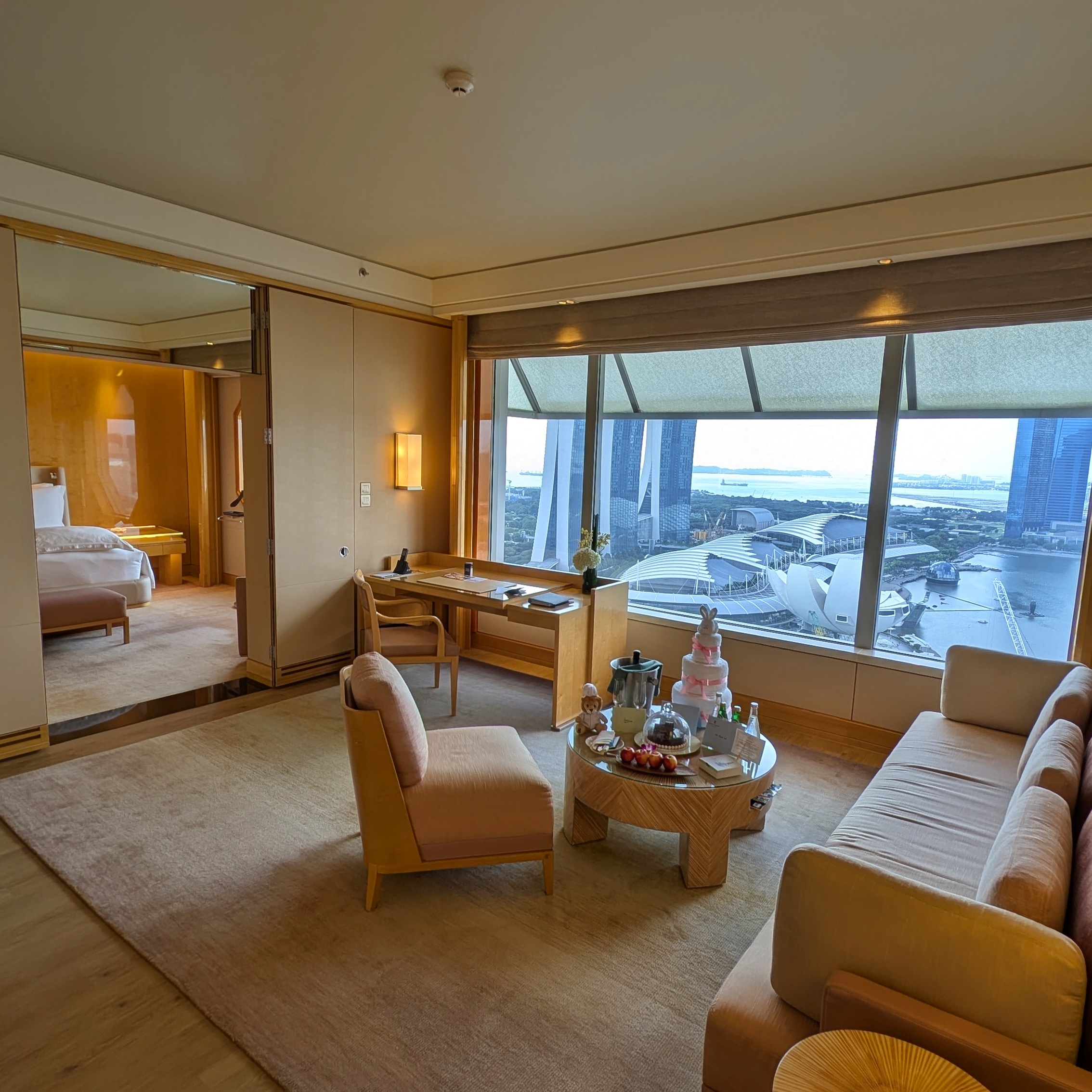 The Ritz-Carlton Millenia Singapore Club Premier Suite