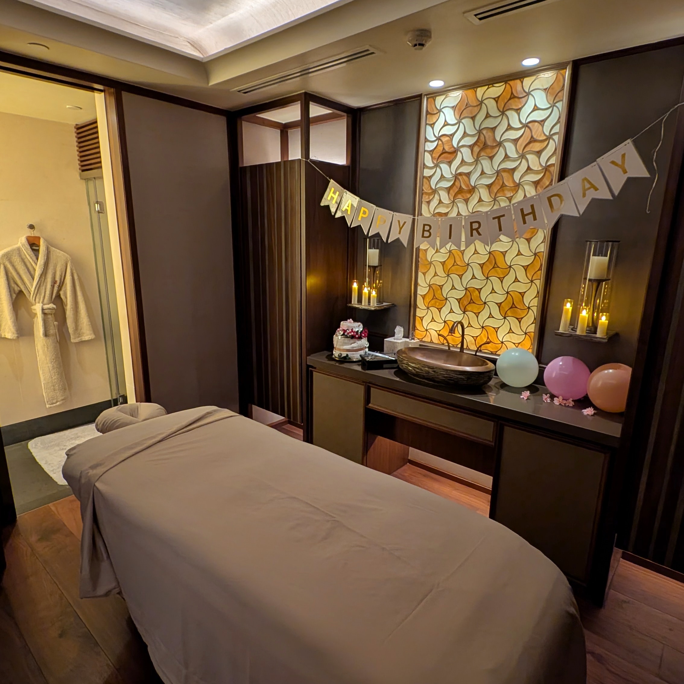 The Ritz-Carlton Millenia Singapore The Ritz-Carlton Spa Treatment Room