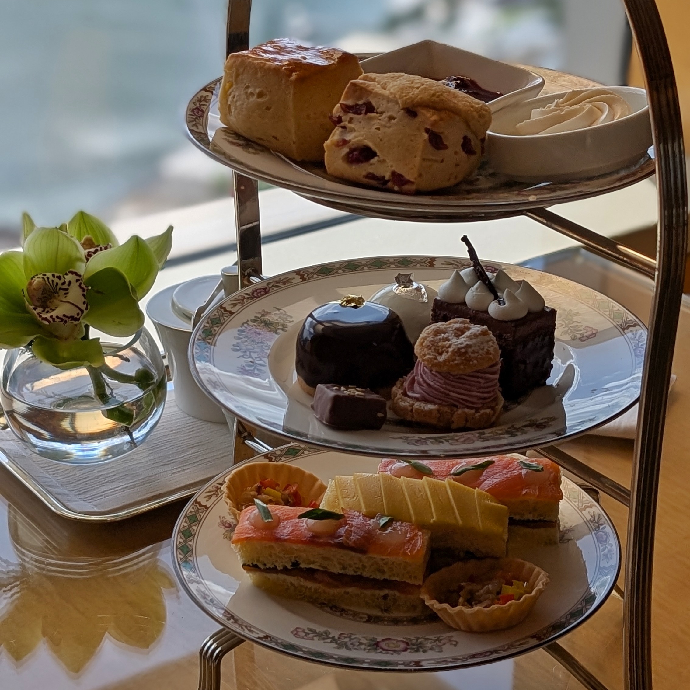 The Ritz-Carlton Millenia Singapore The Ritz-Carlton Club Lounge Afternoon Tea