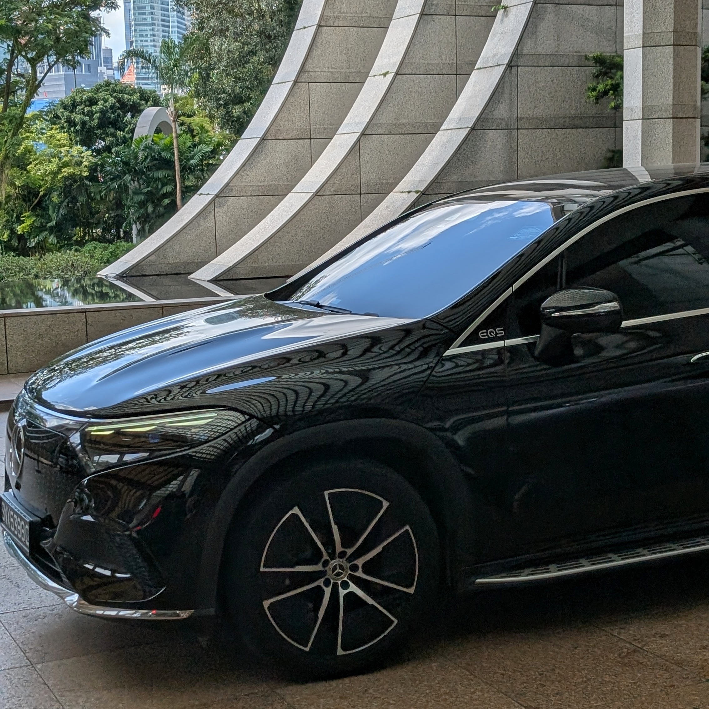 The Ritz-Carlton Millenia Singapore Club Car