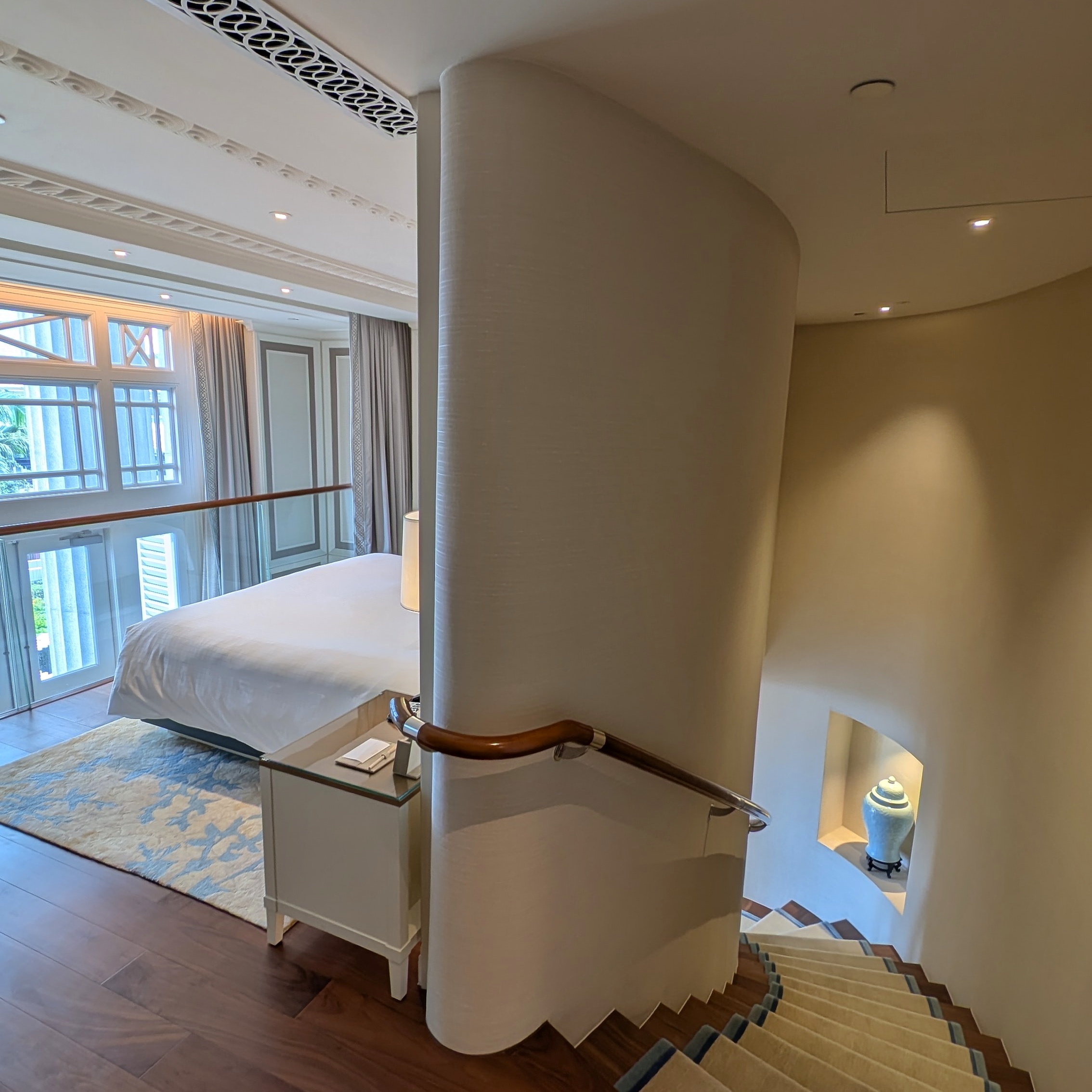 The Fullerton Hotel Singapore Loft Suite Bedroom