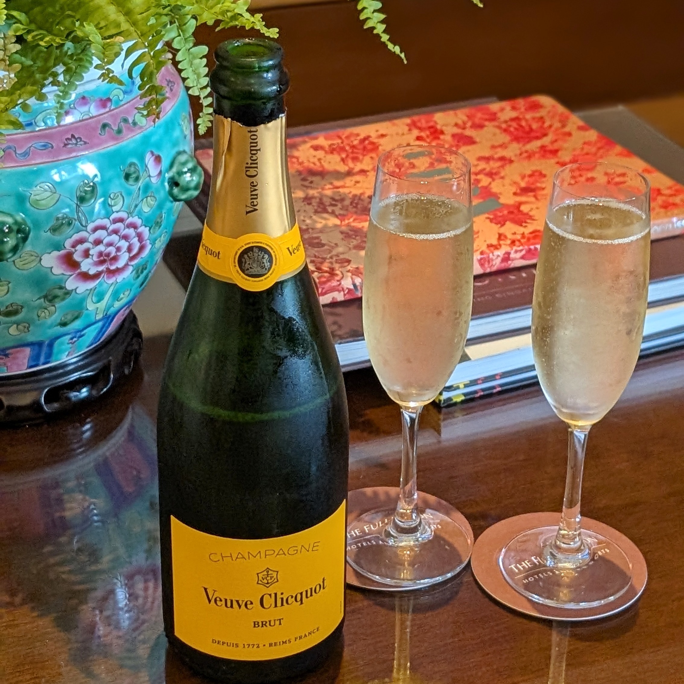 The Fullerton Hotel Singapore The Straits Club Champagne