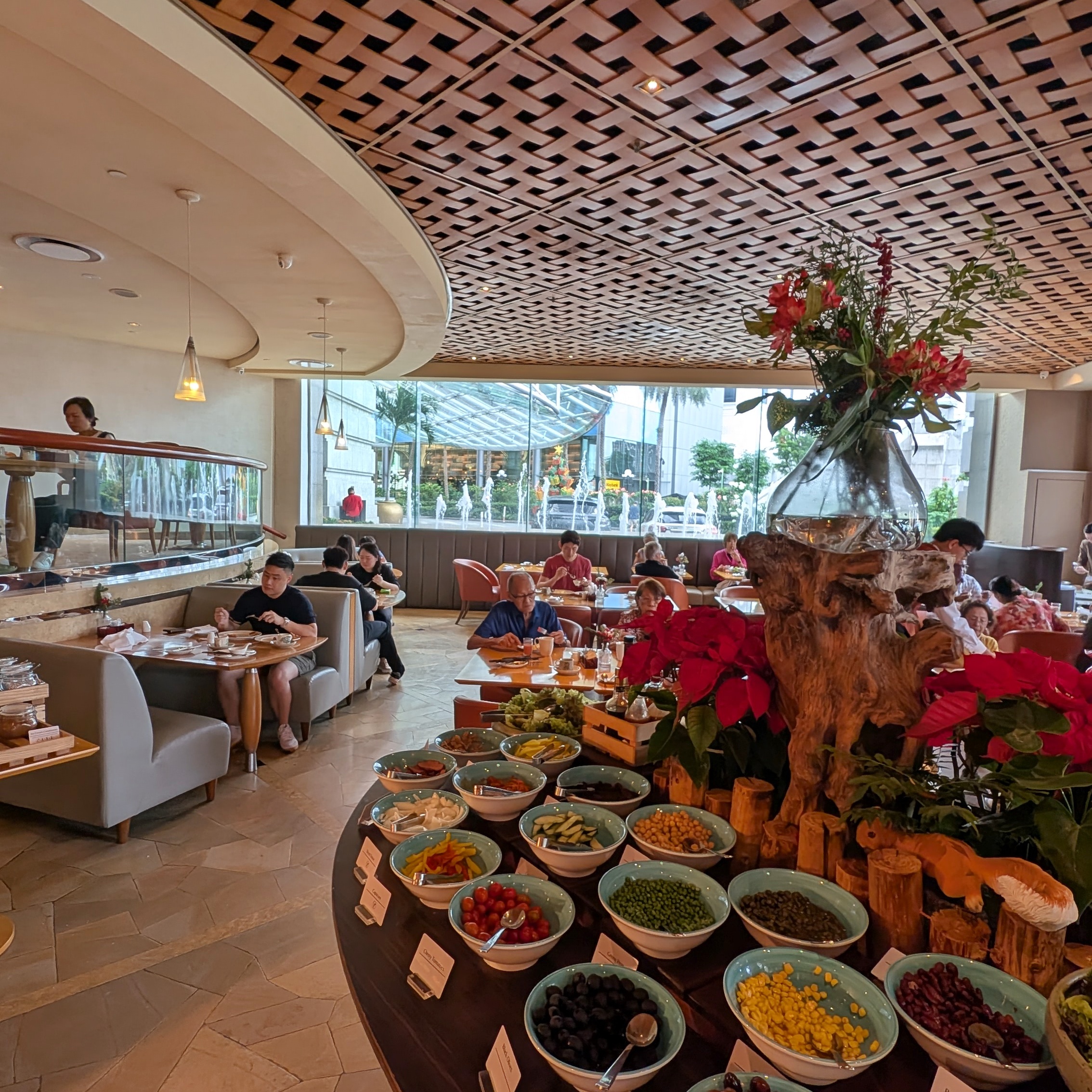 The Fullerton Hotel Singapore Town Restaurant Breakfast