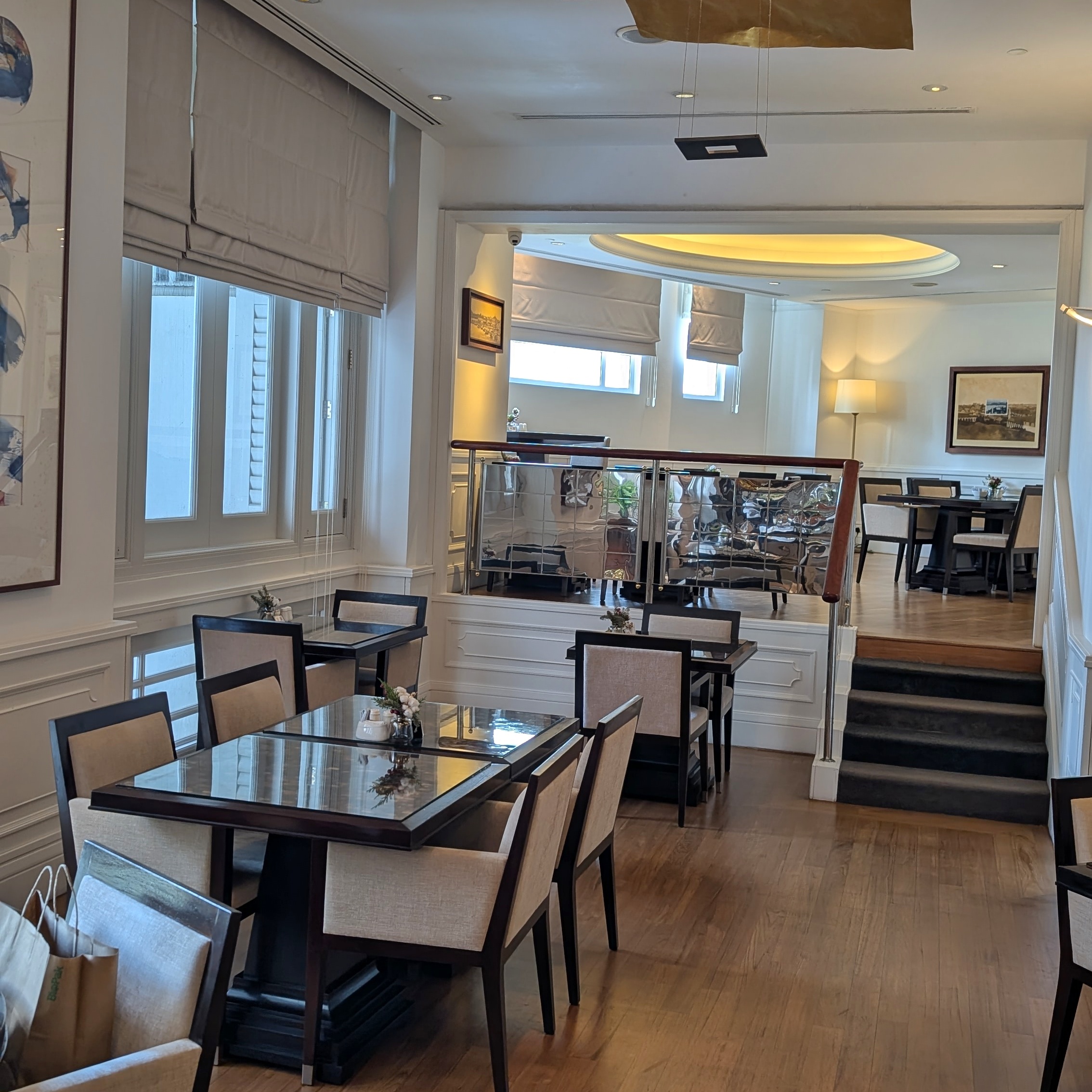 The Fullerton Hotel Singapore The Straits Club