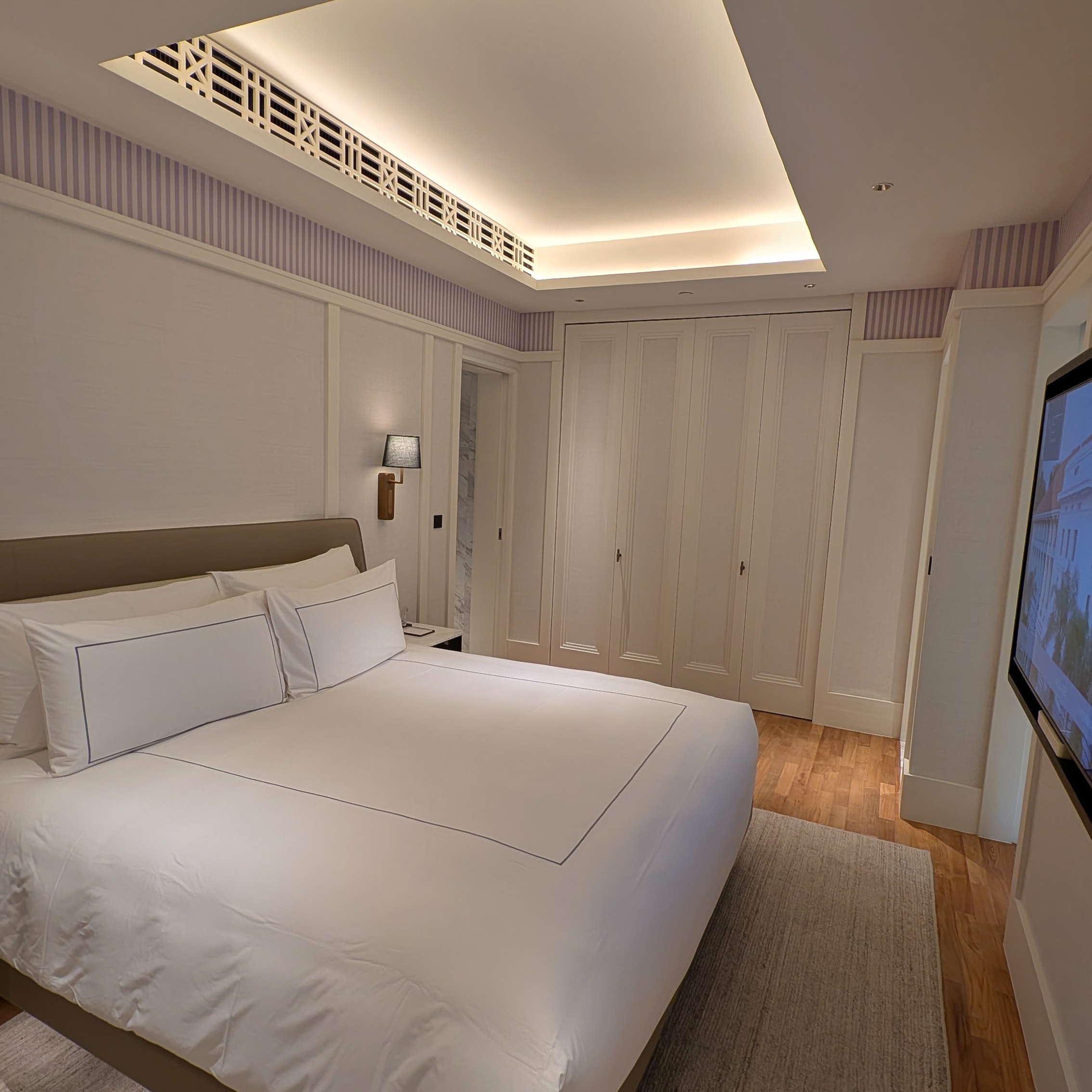 METT Singapore Park View Suite Bedroom