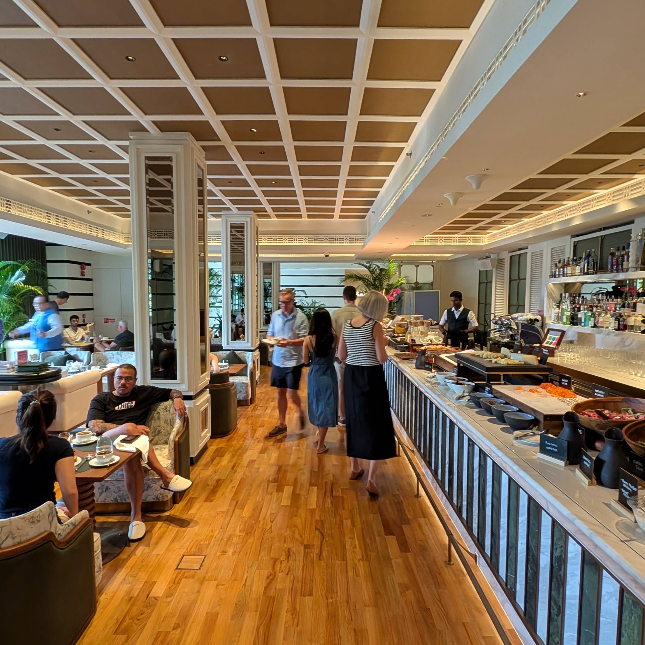 METT Singapore Canning Bar & Lounge Breakfast