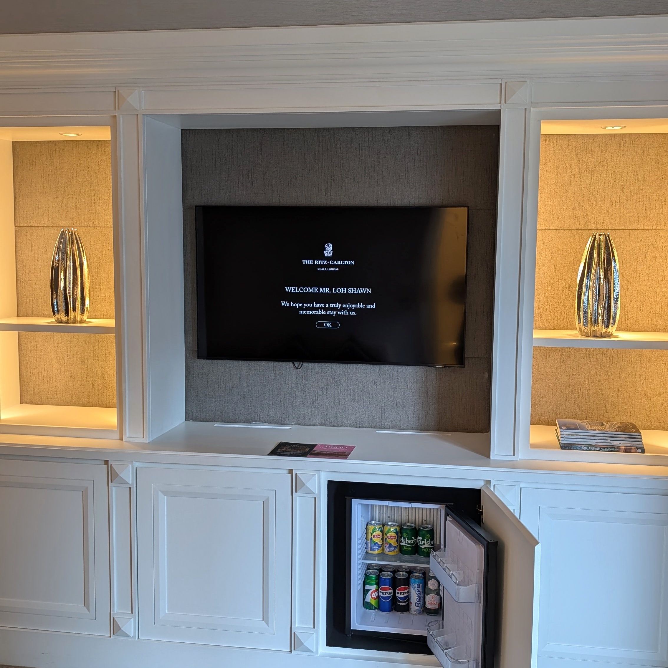 The Ritz-Carlton, Kuala Lumpur Club Suite Living Room