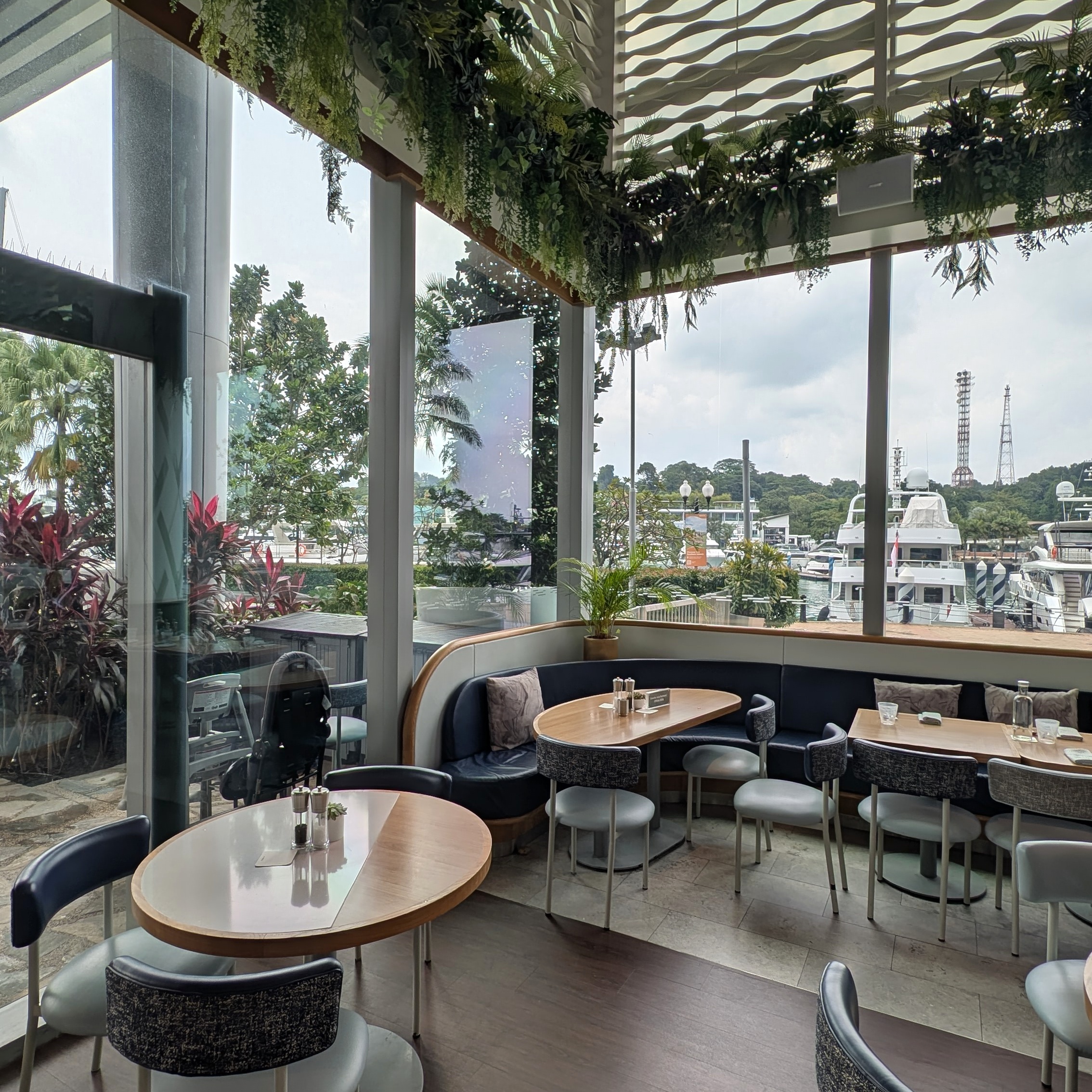 W Singapore - Sentosa Cove The Kitchen Table