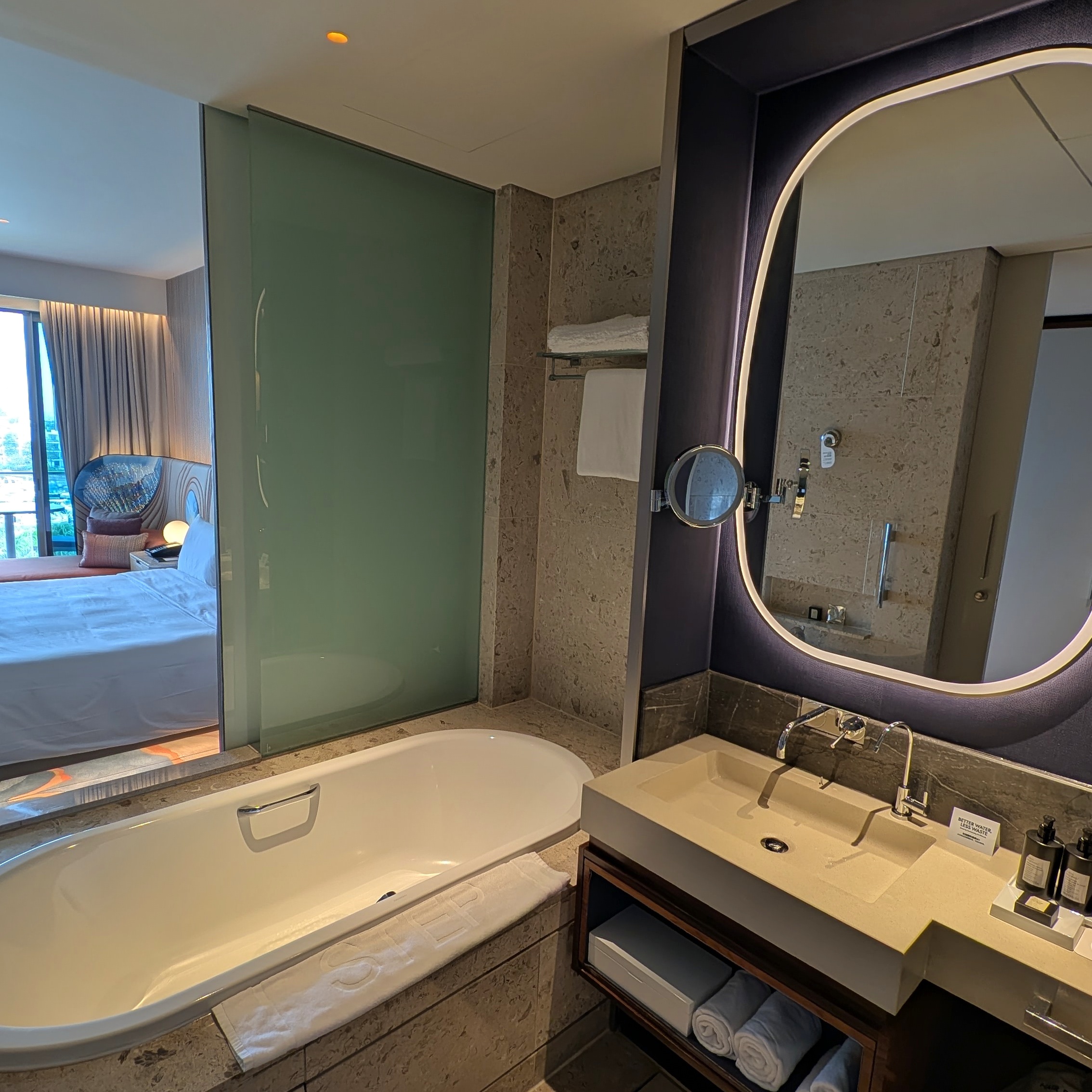 W Singapore - Sentosa Cove Premier Deluxe King Bathroom