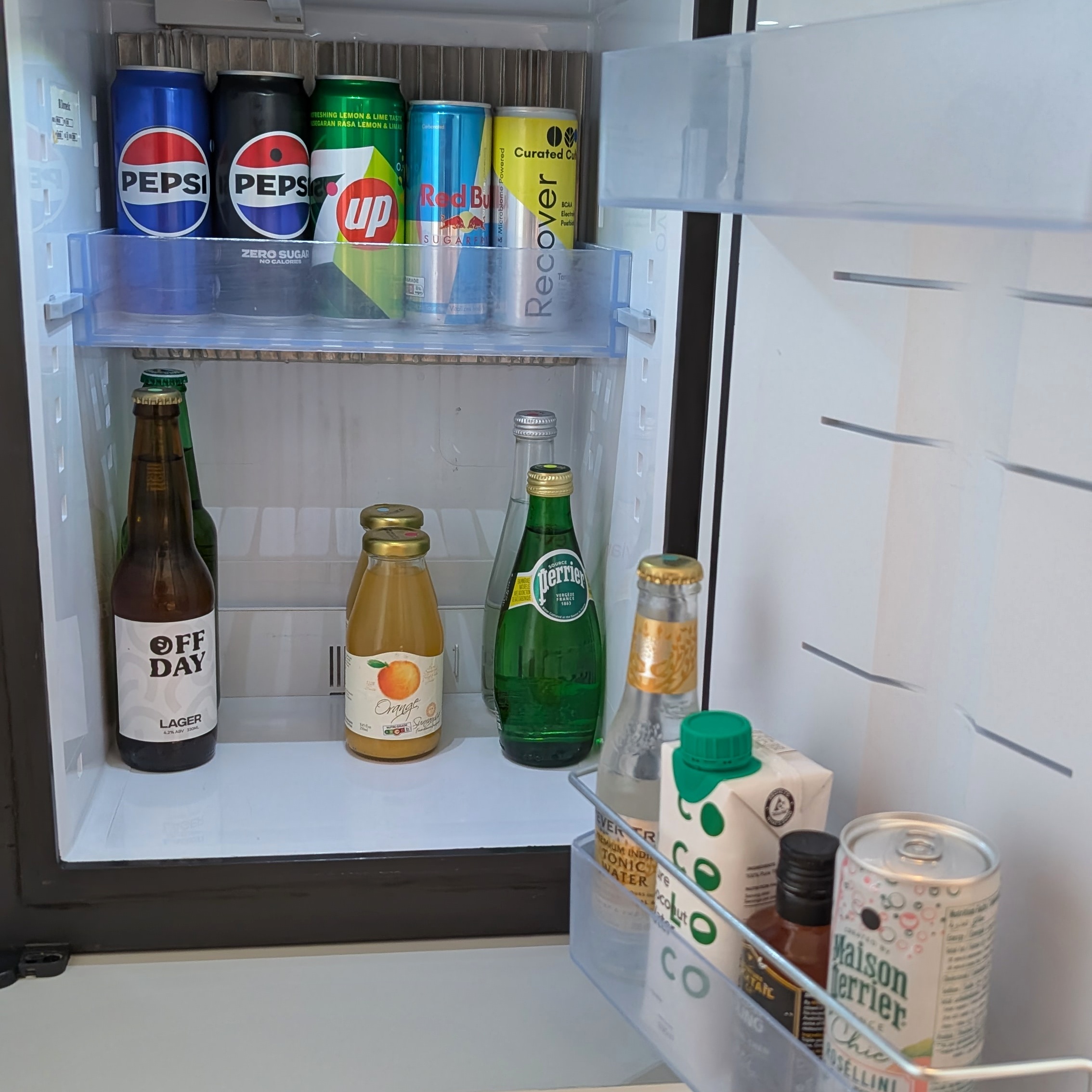 W Singapore - Sentosa Cove Premier Deluxe King Minibar