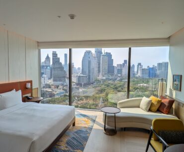 Andaz One Bangkok King Bed Park View