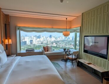 Hotel Review: Dusit Thani Bangkok (Club Corner) – Reborn Legend Boasts Modern Elegance and Unrivalled Park Views [2026]