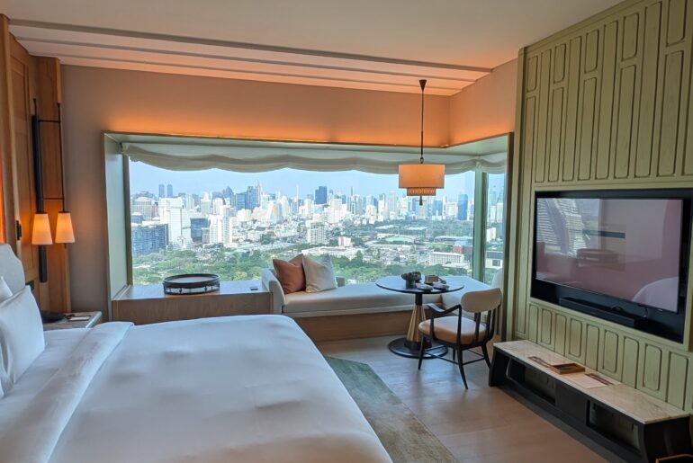 Hotel Review: Dusit Thani Bangkok (Club Corner) – Reborn Legend Boasts Modern Elegance and Unrivalled Park Views [2026]