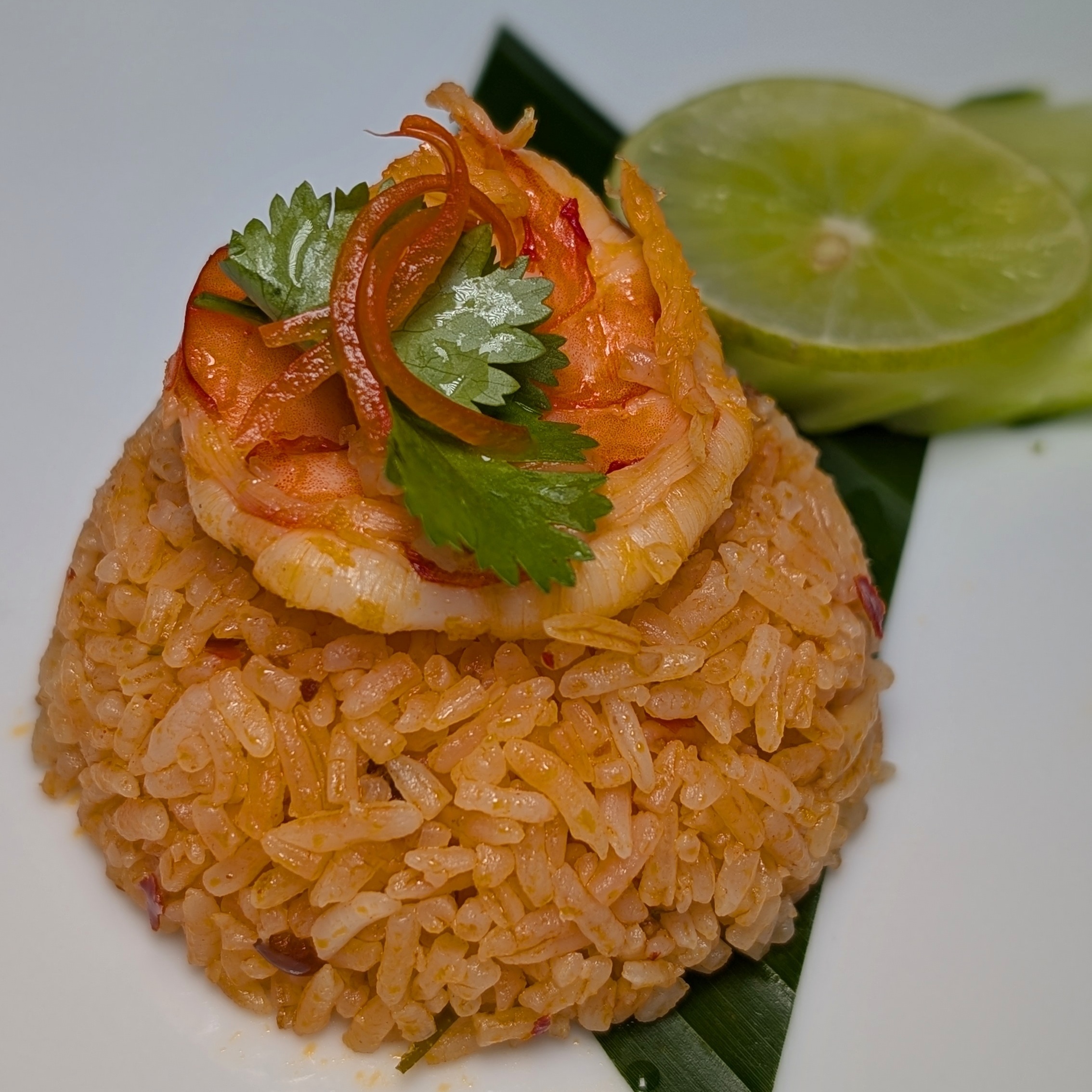 Dusit Thani Bangkok Club Lounge Evening Cocktails Tom Yum Fried Rice