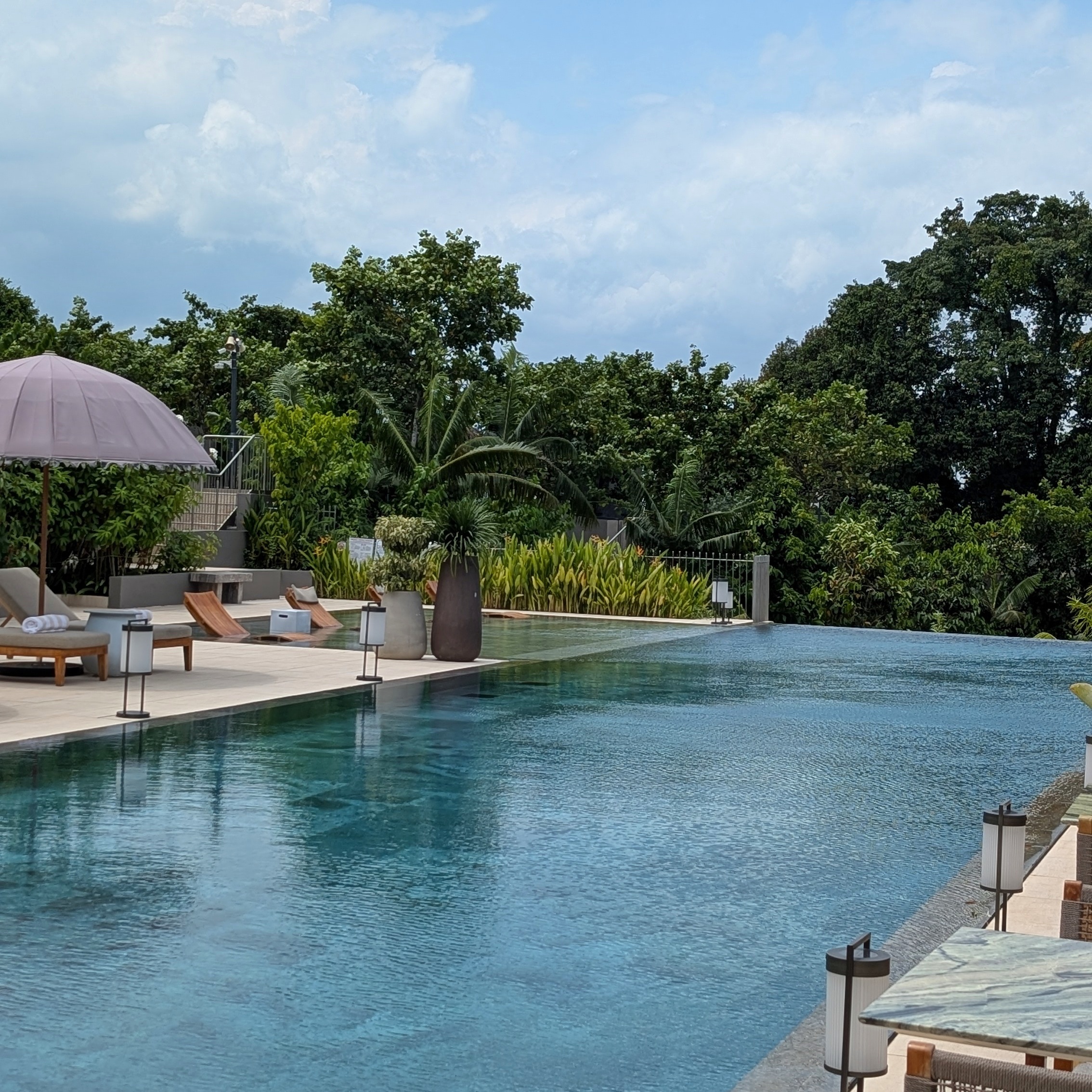 Raffles Sentosa Singapore Swimming Pool