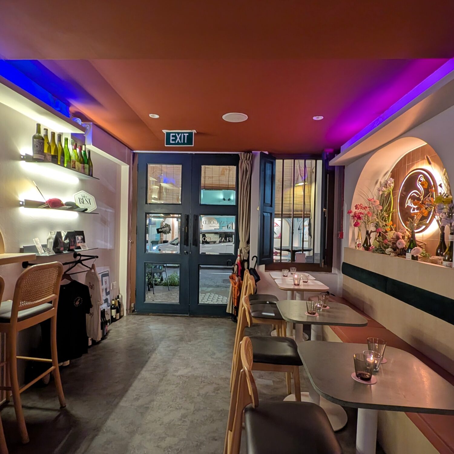 Flamingo Coffee and Wine Interior