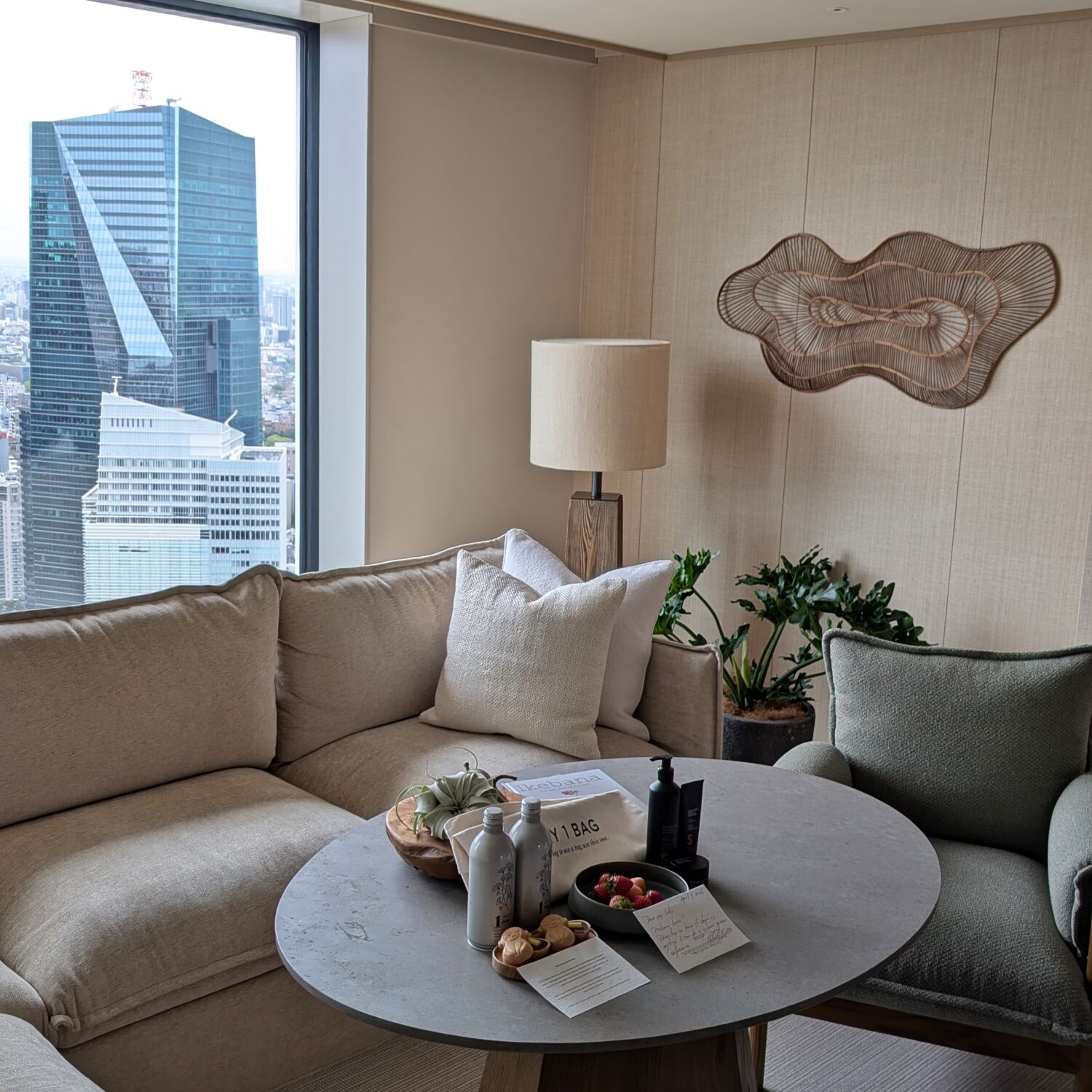 1 Hotel Tokyo Panoramic Tower Studio Suite