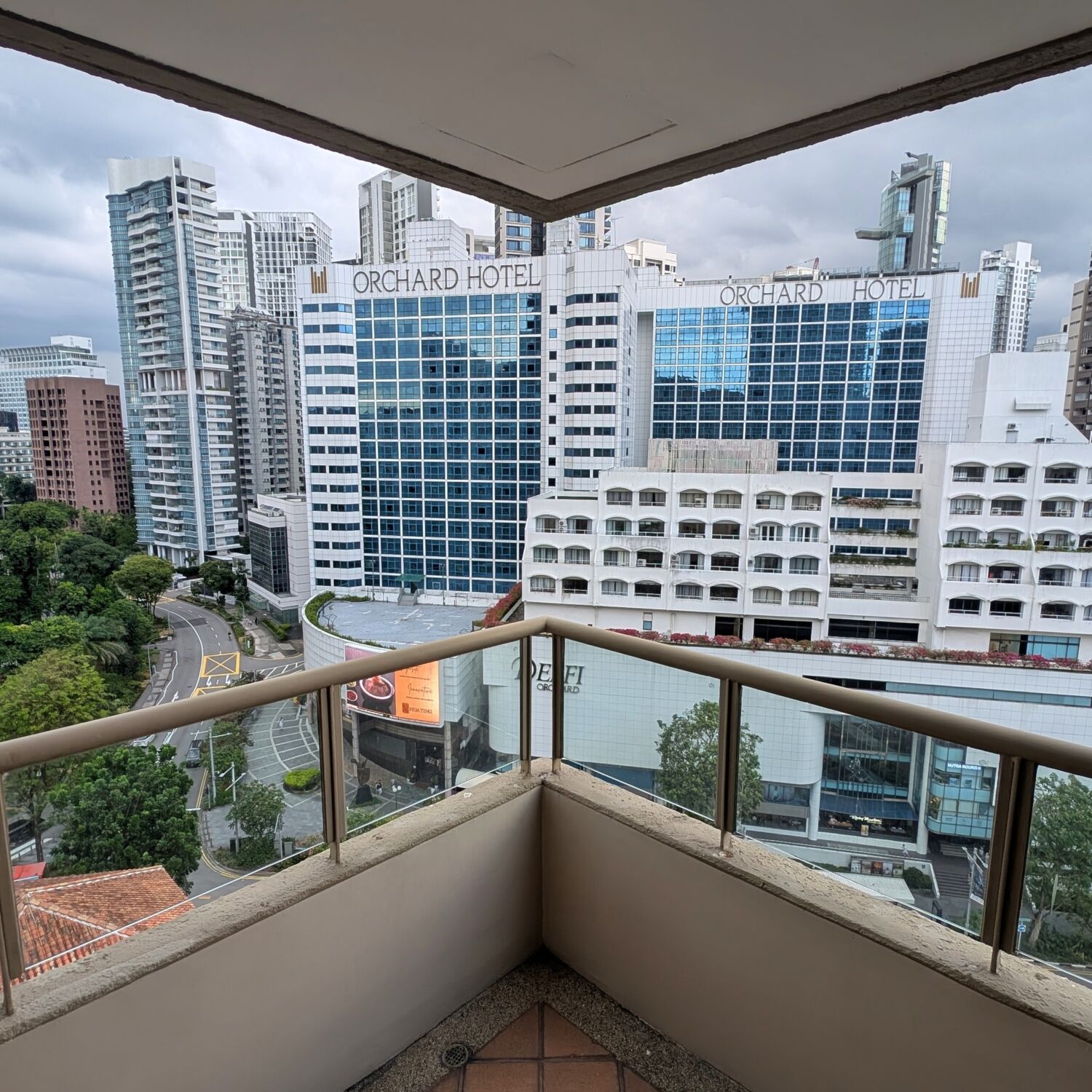 Orchard Rendezvous Hotel Singapore Suite Room Room View