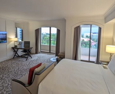 Orchard Rendezvous Hotel Singapore Suite Room