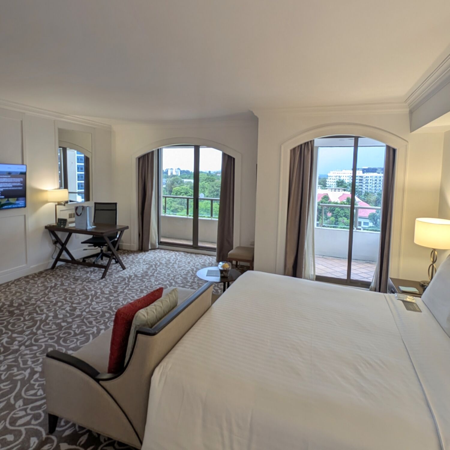 Orchard Rendezvous Hotel Singapore Suite Room