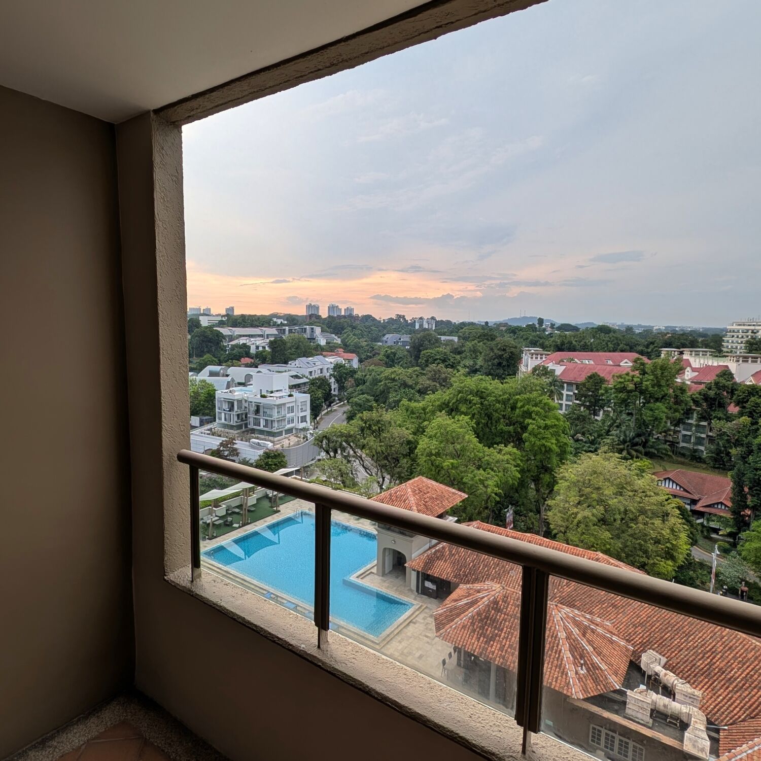 Orchard Rendezvous Hotel Singapore Suite Room Room View